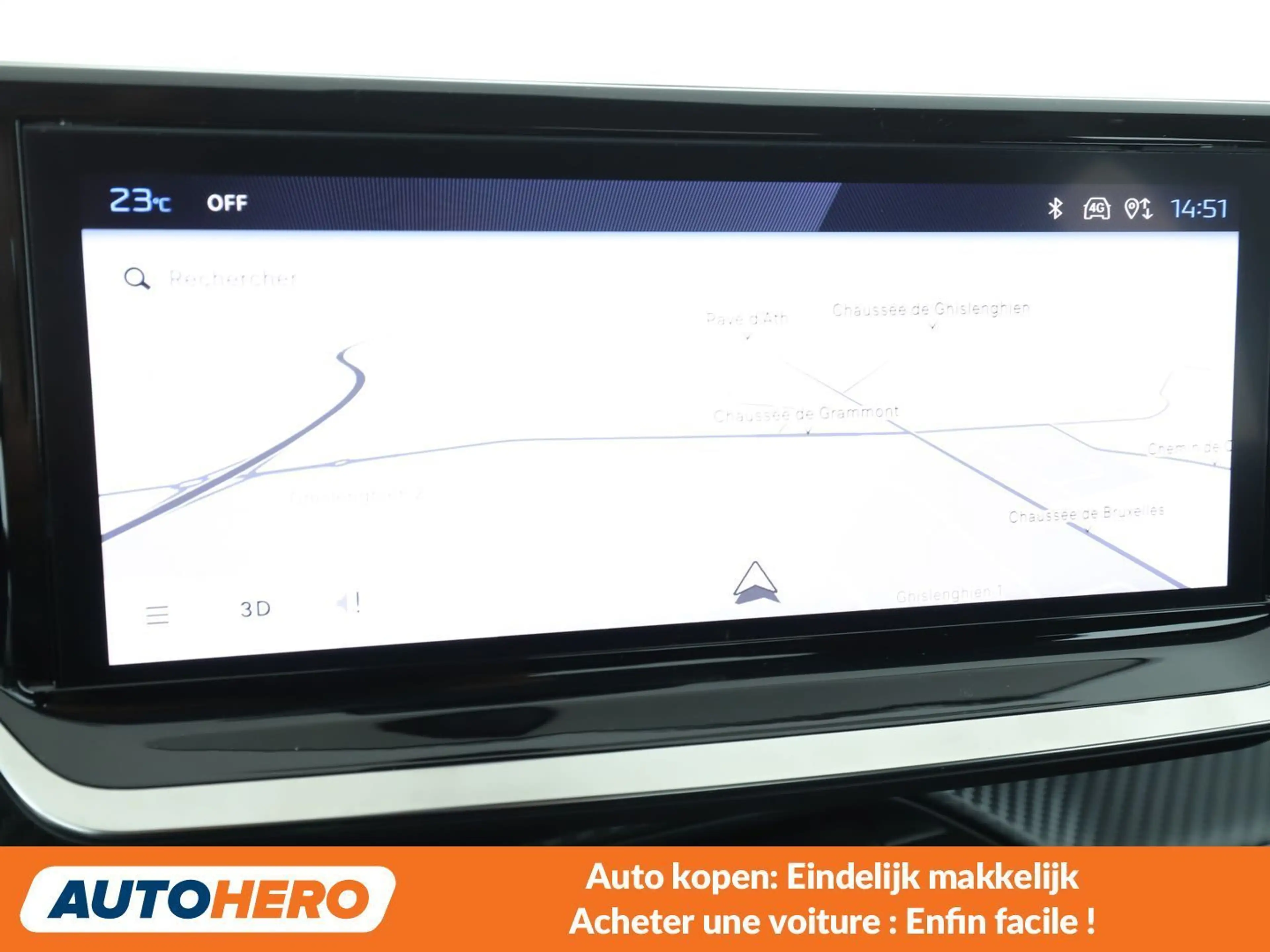 Peugeot 208 1.2 PureTech Active — photo 8