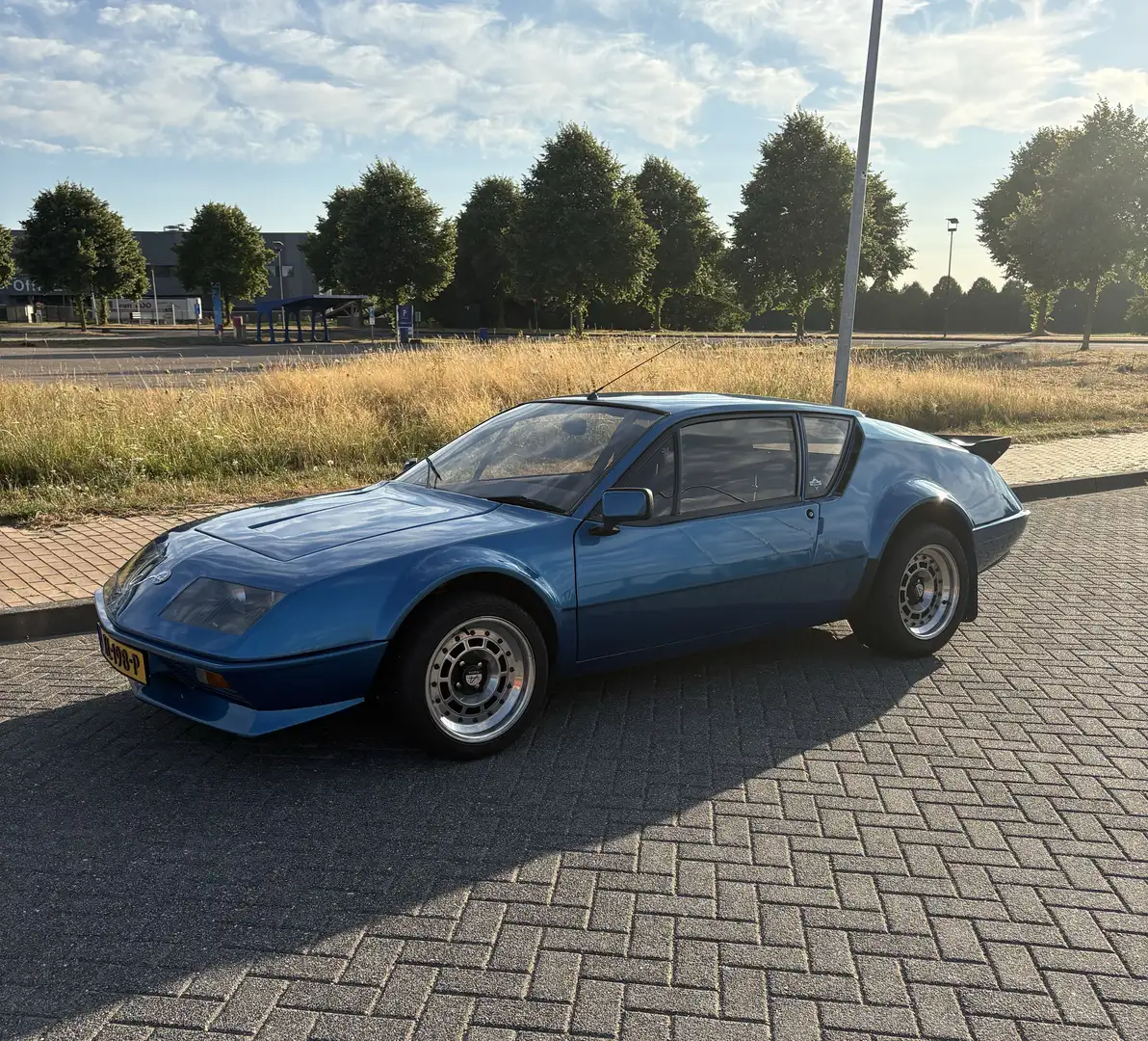 Renault Alpine A310 V6 phase 2 Blau - 1