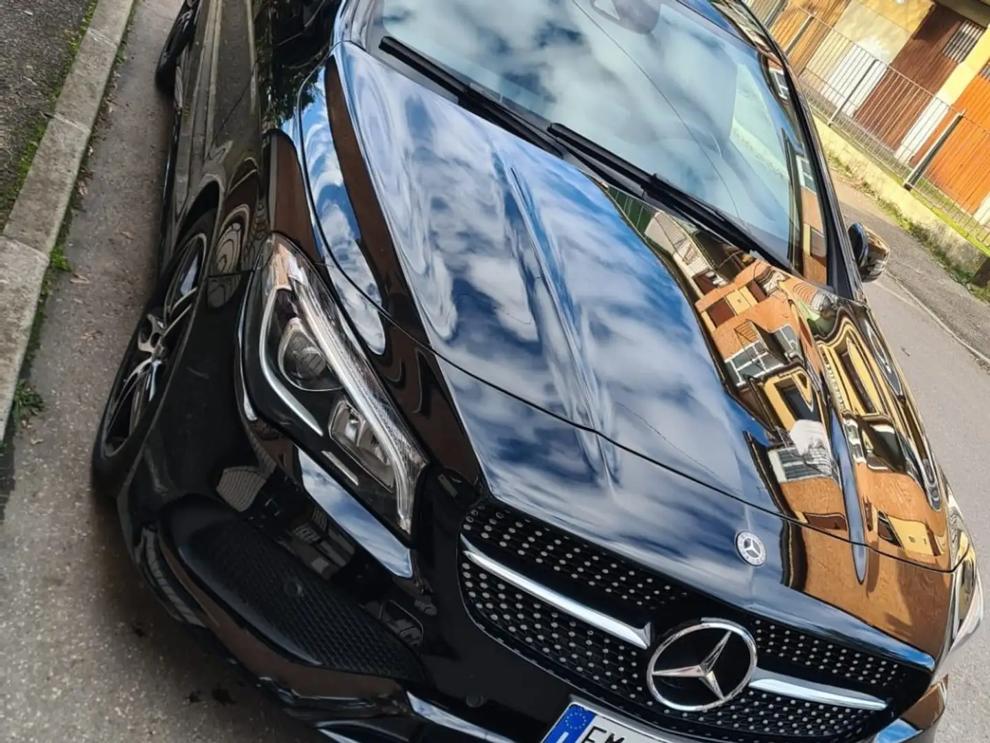 Mercedes-Benz CLA 220 d (cdi) Premium 4matic 177cv auto - 1