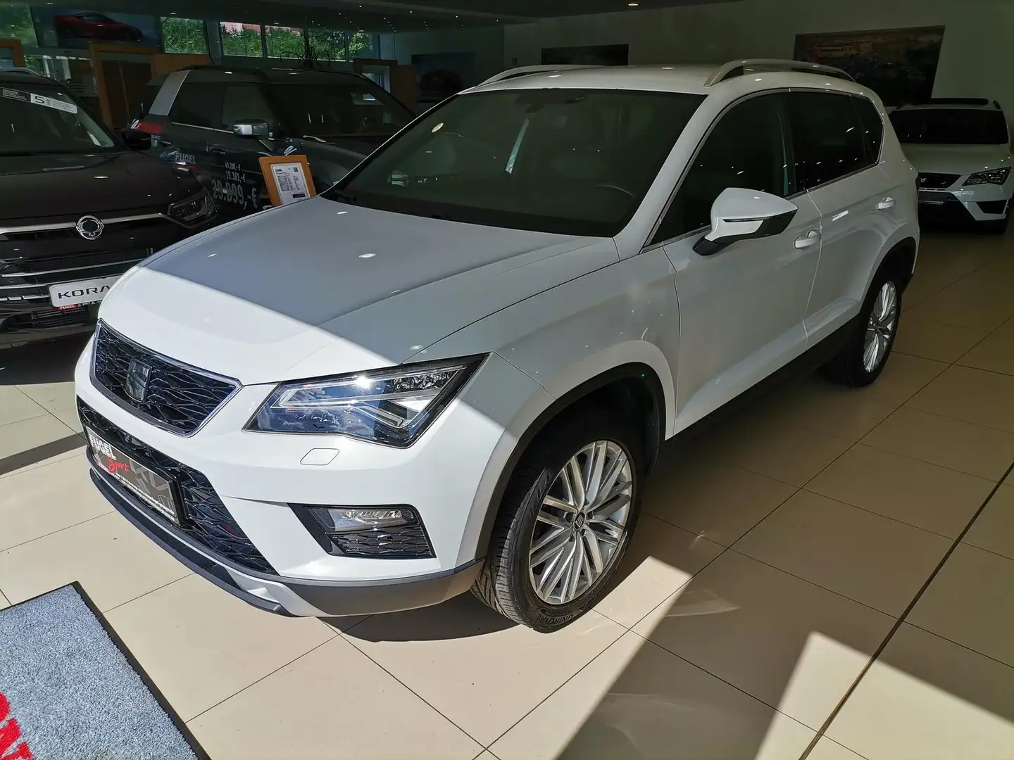 SEAT Ateca 1.4 TSI Xcellence Winter|LED|Navi|AHK Bianco - 2