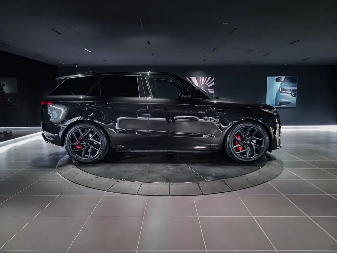 Land Rover Range Rover Sport снимка Land Rover Range Rover Sport