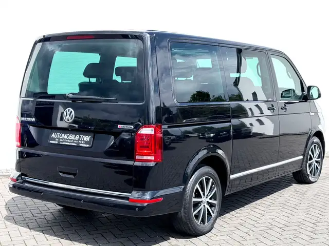 Volkswagen Multivan view 5