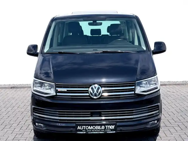 Volkswagen Multivan view 2