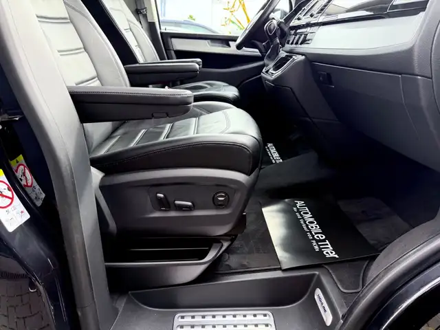 Volkswagen Multivan view 12