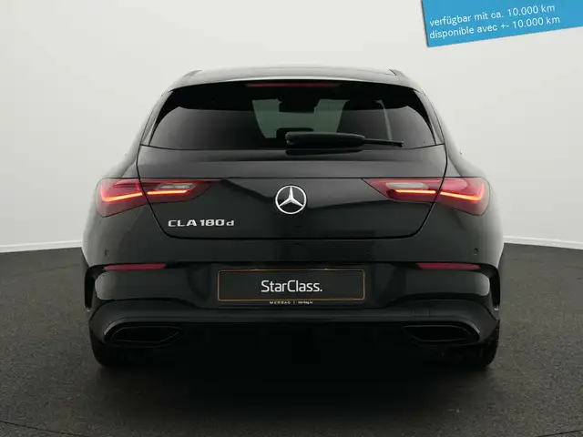 Mercedes-Benz CLA view 4