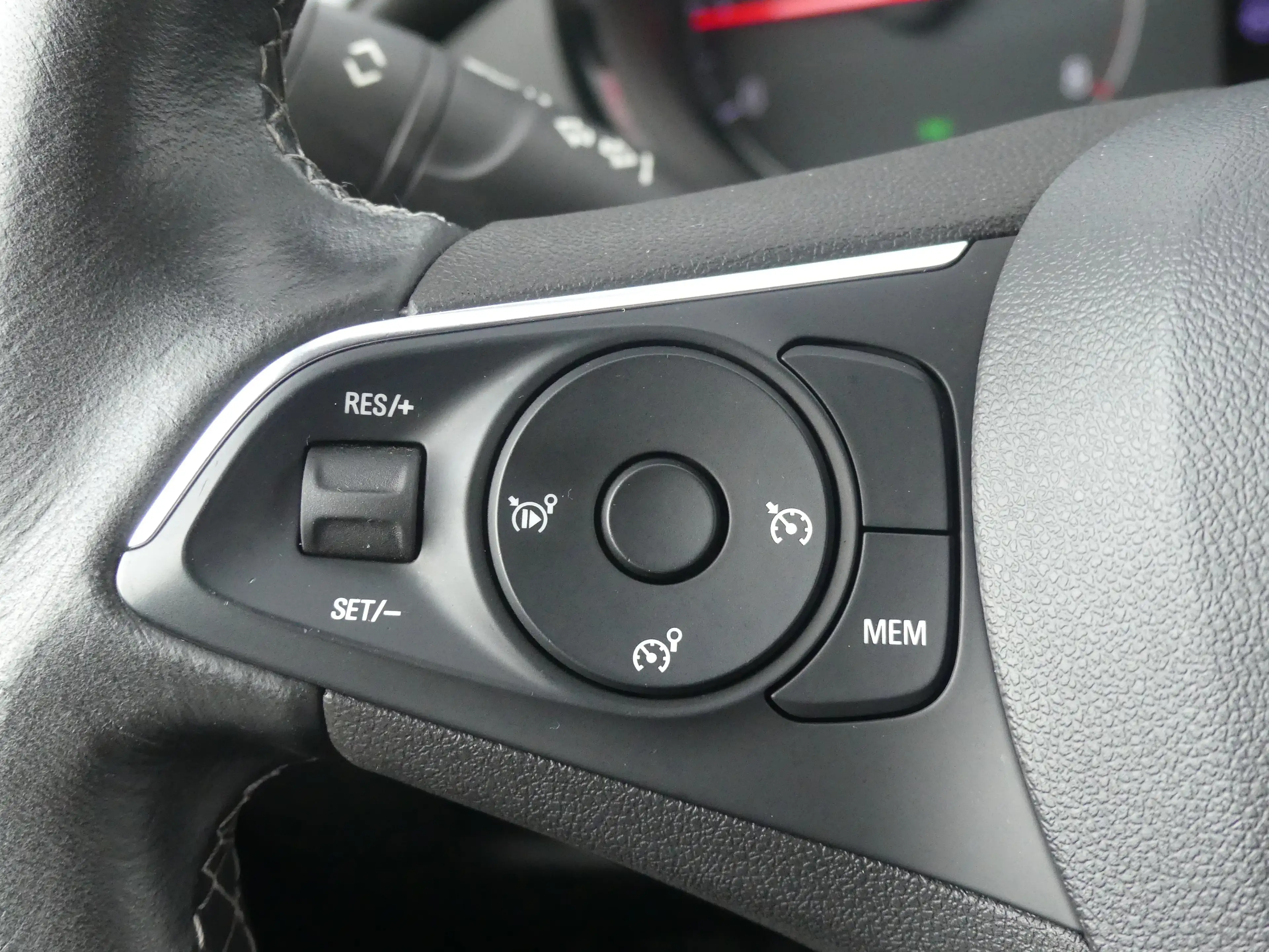 Opel Crossland X 1.2 Turbo Edition 2020 | AIRCO | APPLE CARPLAY / A — photo 16