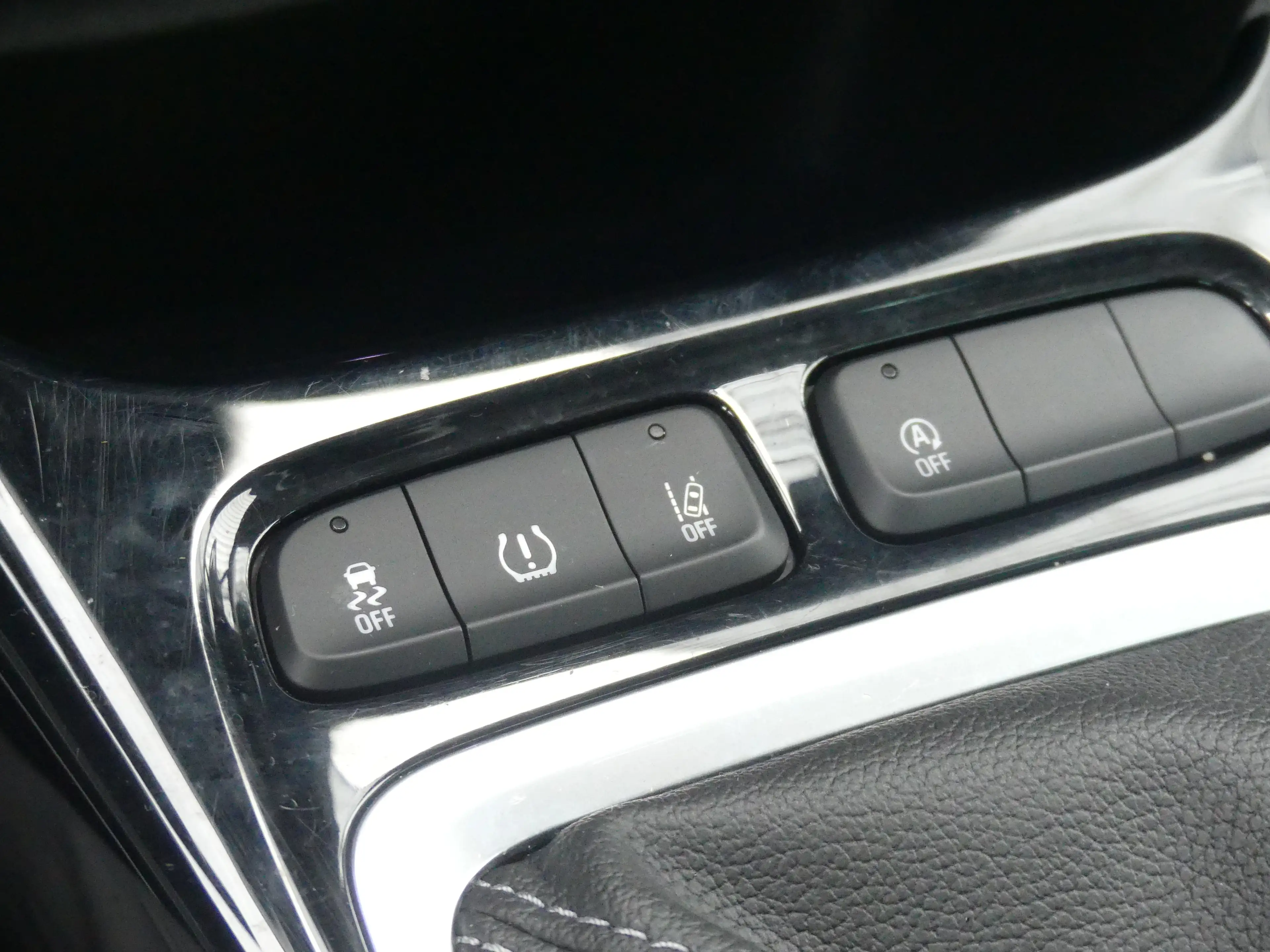 Opel Crossland X 1.2 Turbo Edition 2020 | AIRCO | APPLE CARPLAY / A — photo 24