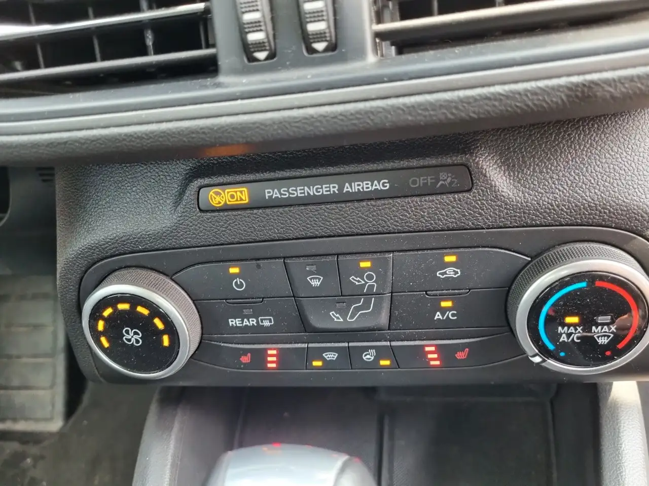 Ford Focus Turnier Automatik/Navi/Kamera/PDC/LEDs/SHZ, миниатюра 18
