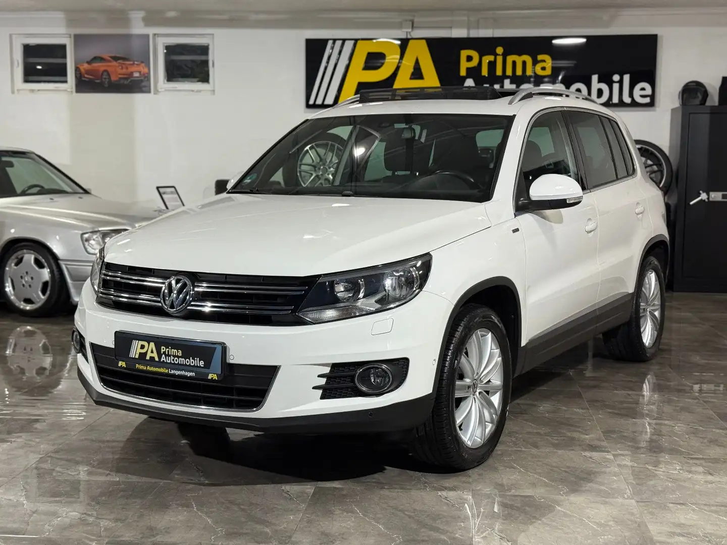 Volkswagen Tiguan 1.4 TSI Life BMT / Autom. Pano Kamera AHK Weiß - 1