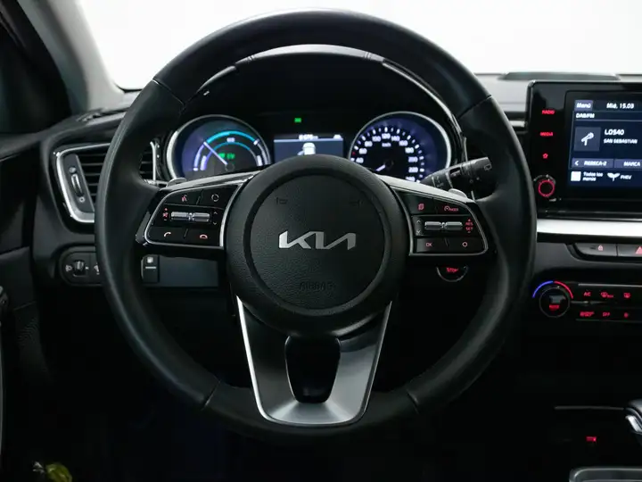 Kia XCeed 1.6 GDi PHEV eDrive 2022, foto 15