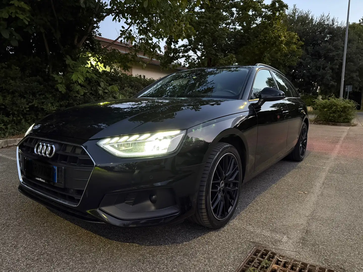 Audi A4 allroad 2.0 tdi Business Evolution 163cv s-tronic Nero - 2