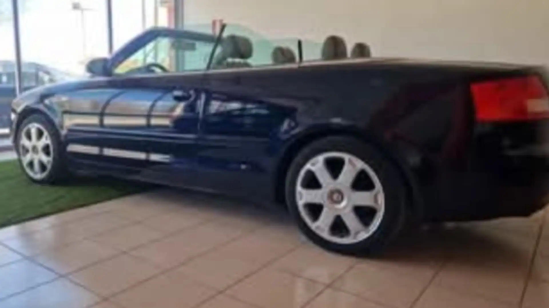 Audi A4 Cabrio 2.5 V6 tdi 163cv multitronic - 1