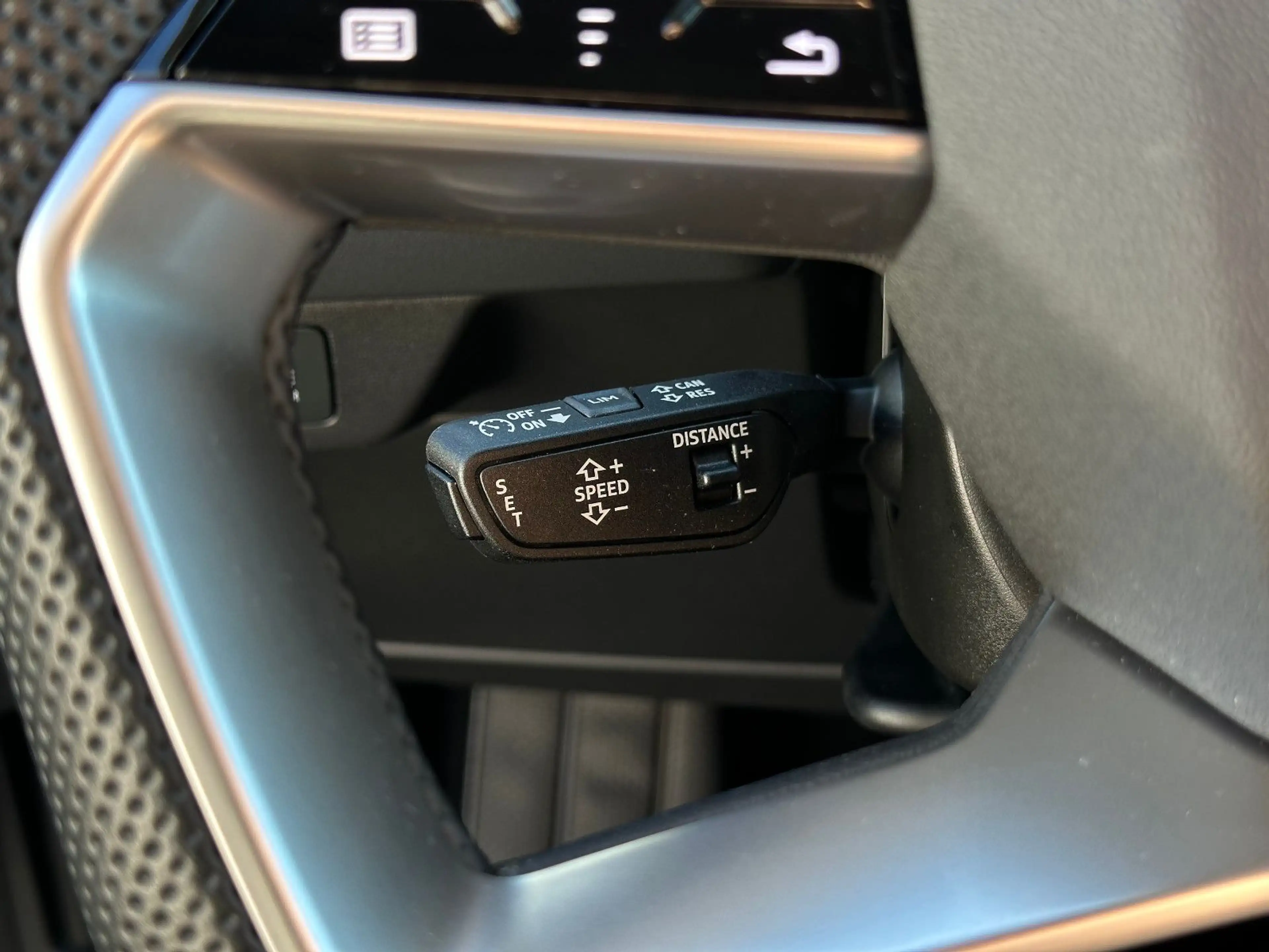 Audi Q4 e-tron Q4 50 e-tron qu. S LINE+PANO+MATRIX+HEAD — photo 14