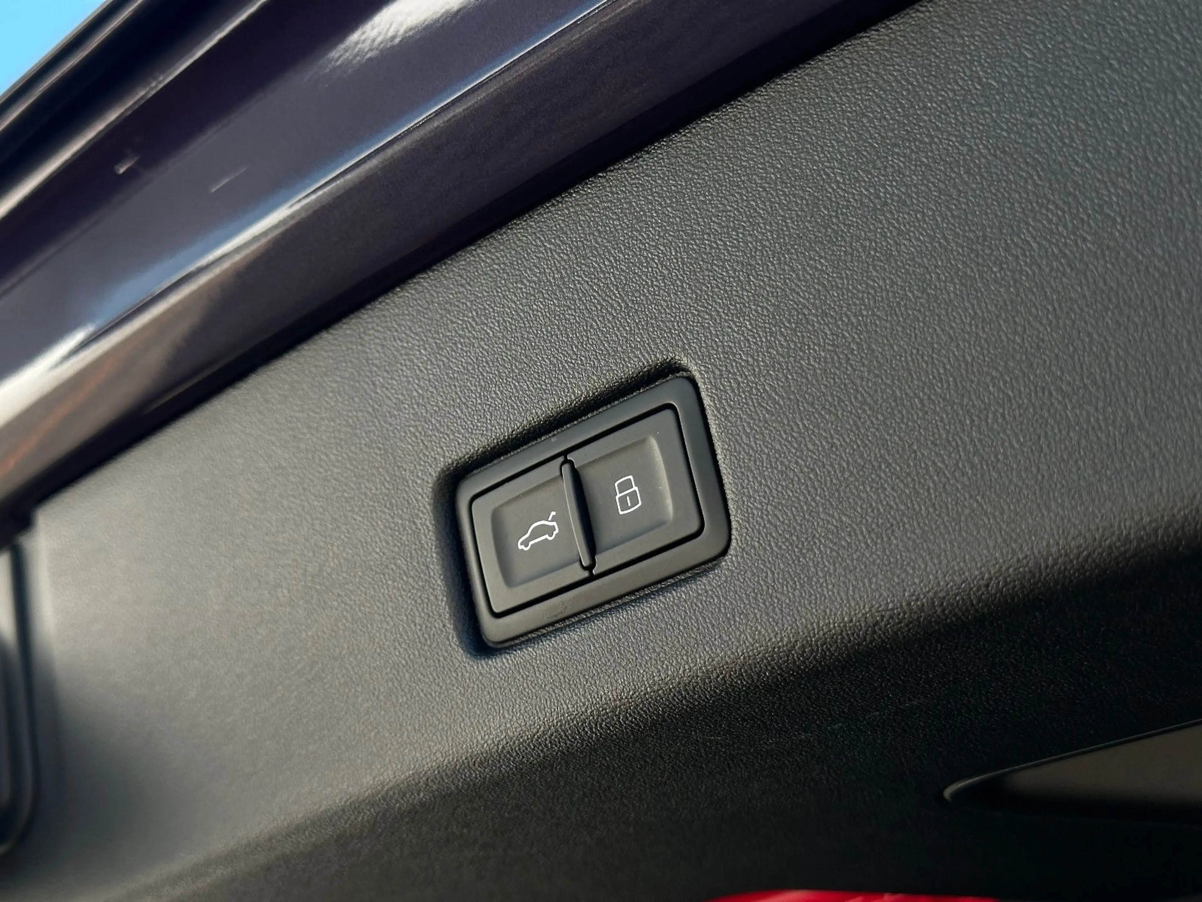 Audi Q4 e-tron Q4 50 e-tron qu. S LINE+PANO+MATRIX+HEAD — photo 8
