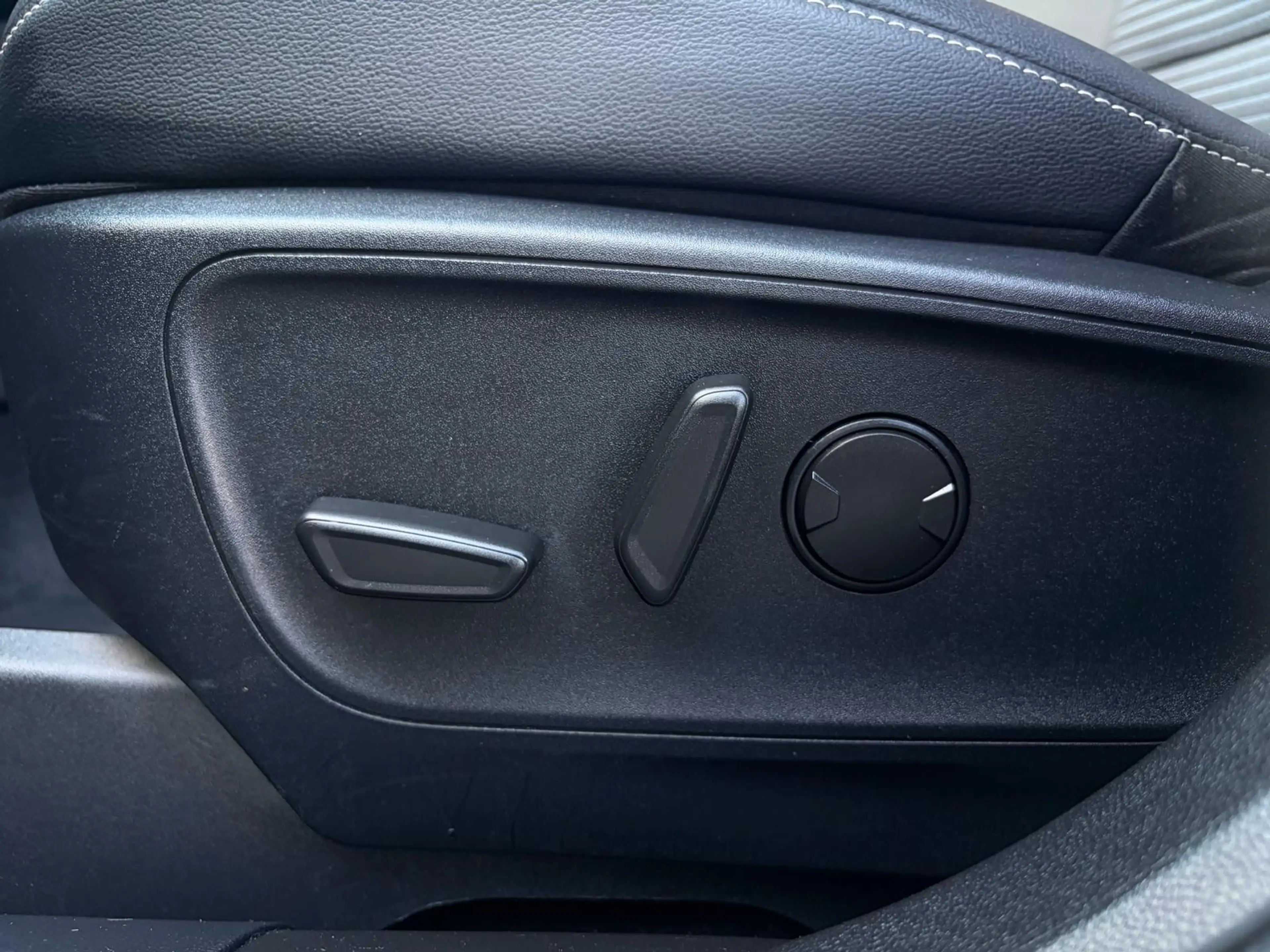 Ford Kuga 2.5 PHEV Titanium HUD stuurverw ACC — photo 15