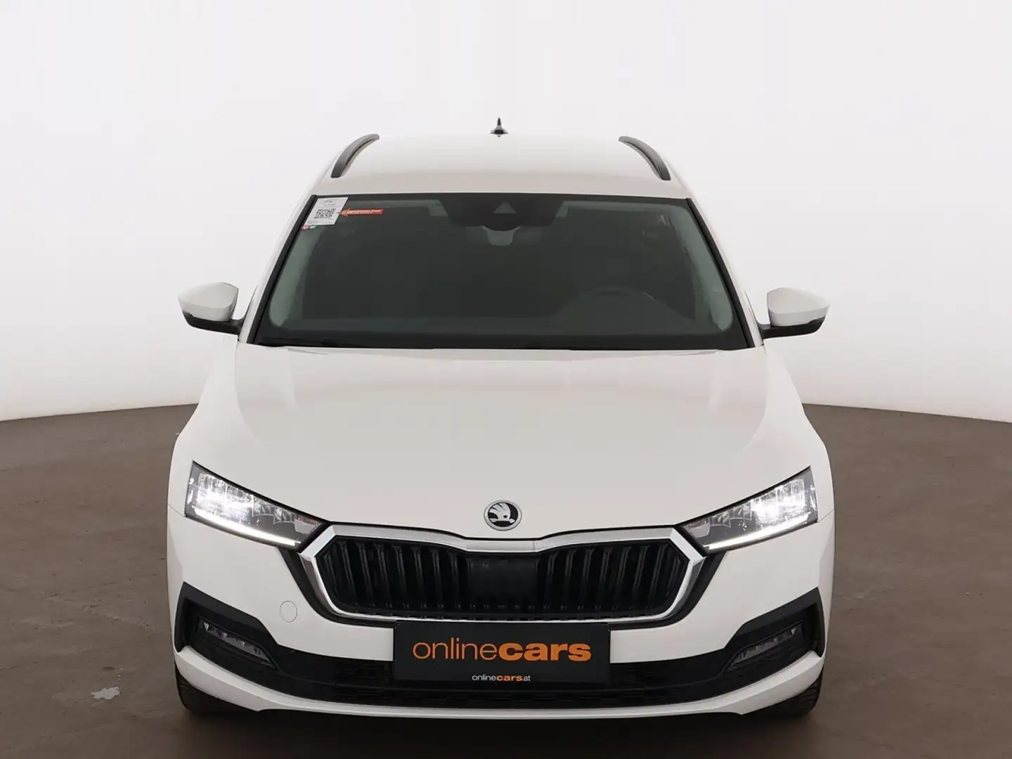 Skoda Octavia Combi 1.4 TSI Ambition Aut LED NAVI TEMP Weiß - 2