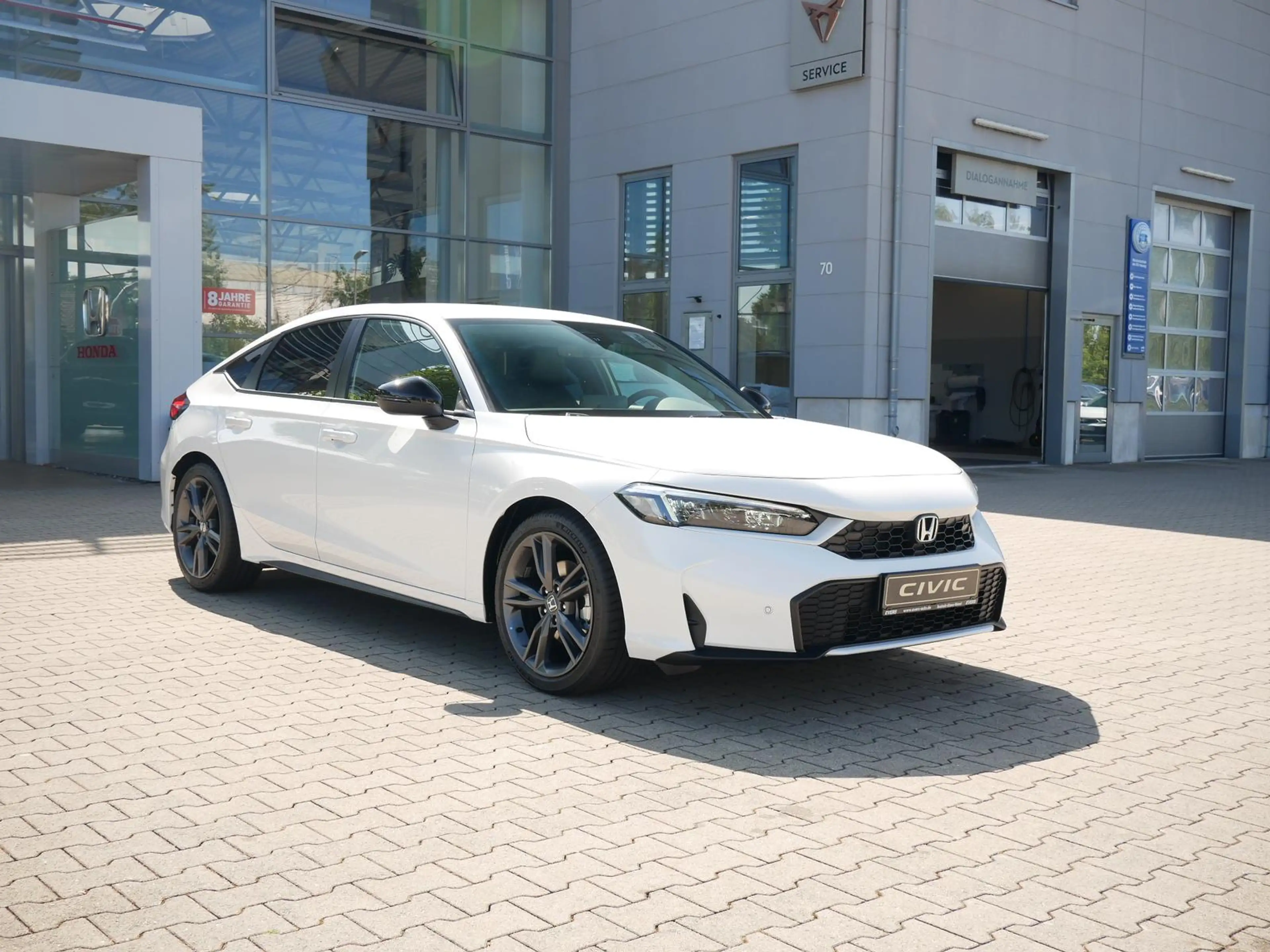 Honda Civic 2.0 e:HEV Sport 2027 S+ Shift+Bose+Kamera — photo 6
