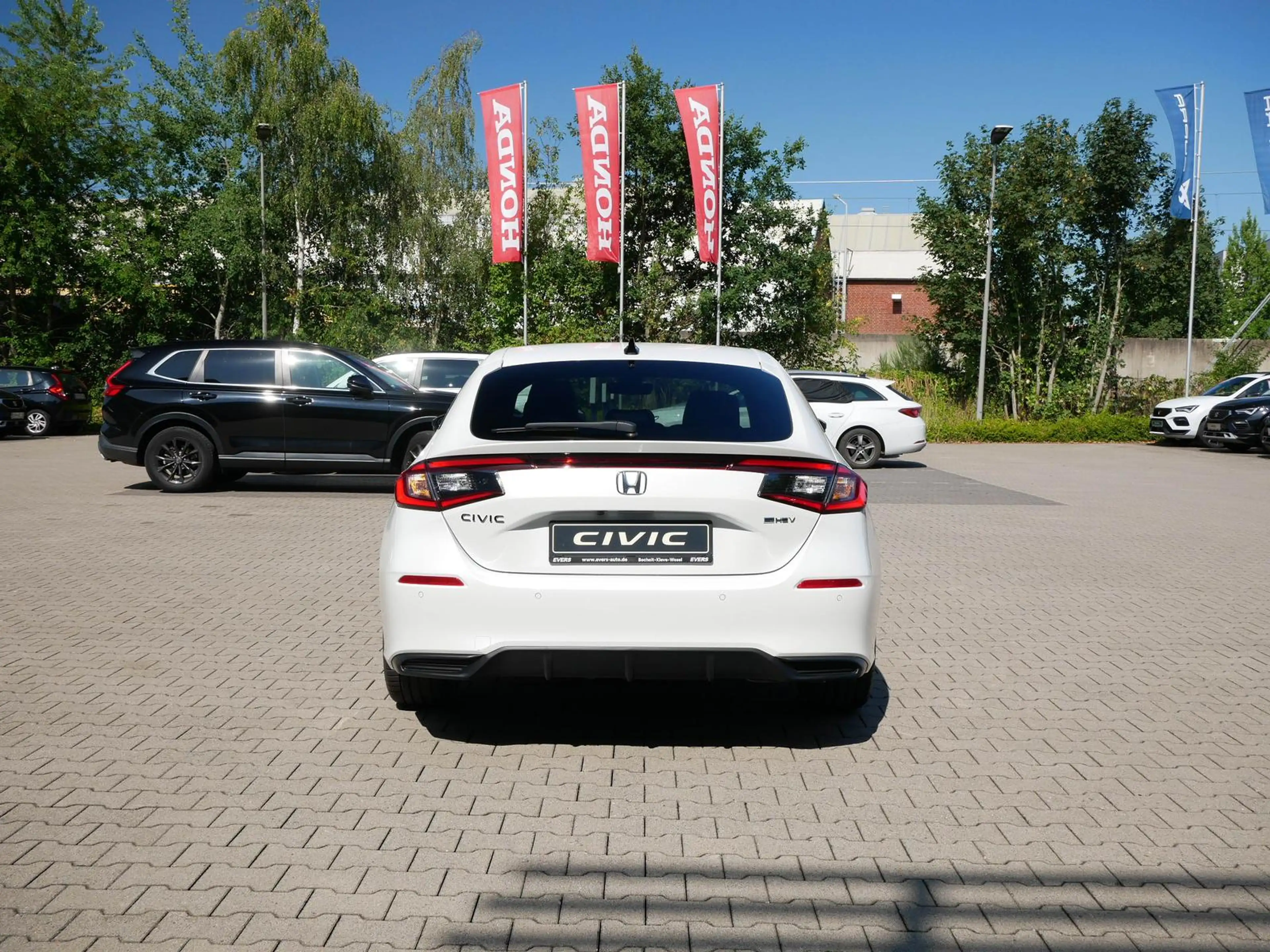 Honda Civic 2.0 e:HEV Sport 2027 S+ Shift+Bose+Kamera — photo 8