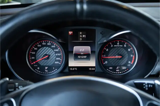 Mercedes-Benz GLC view 13