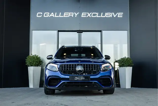 Mercedes-Benz GLC view 2