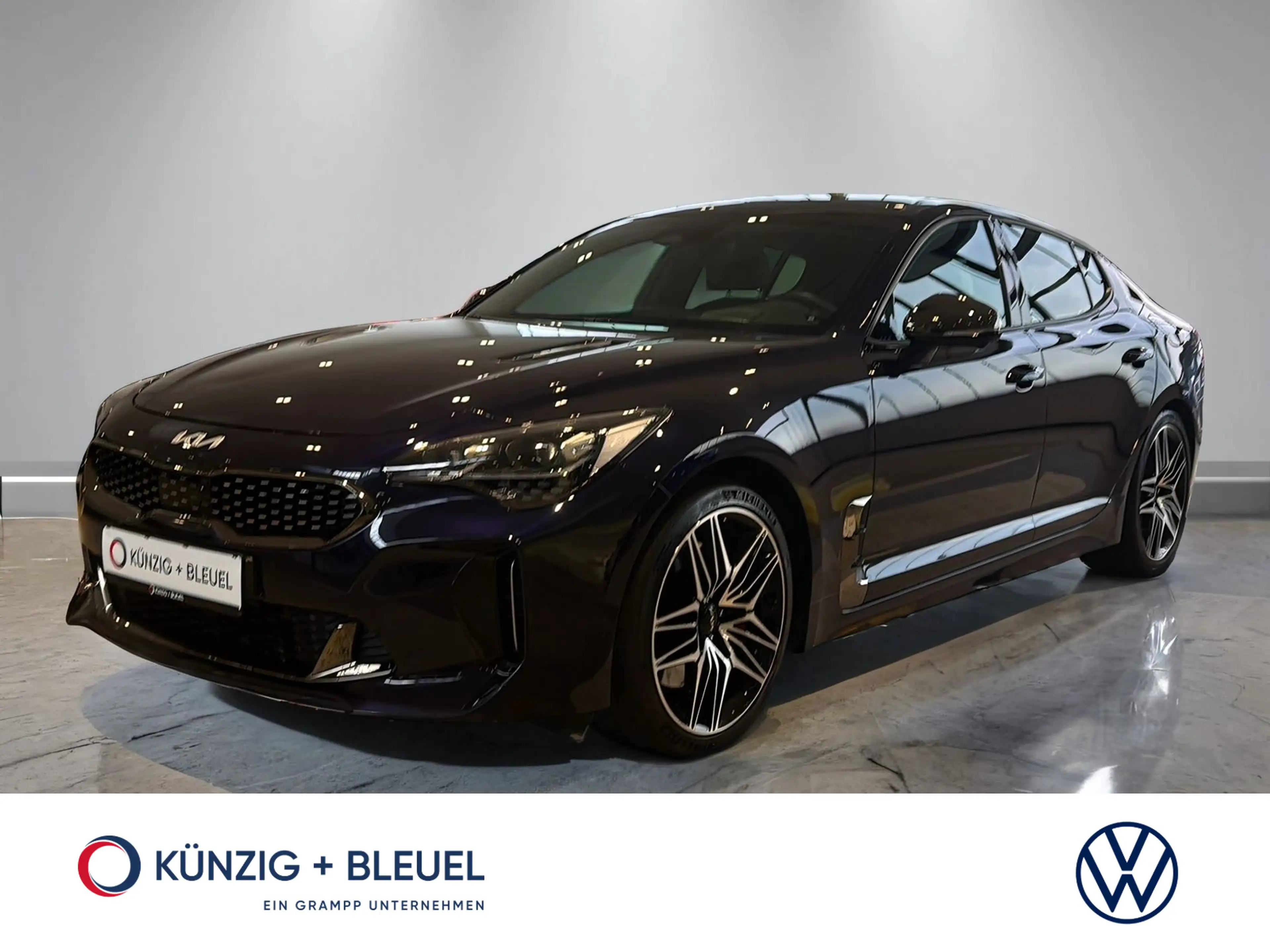 Kia Stinger 3.3 GT 4WD +KAMERA+HUD+LED+
