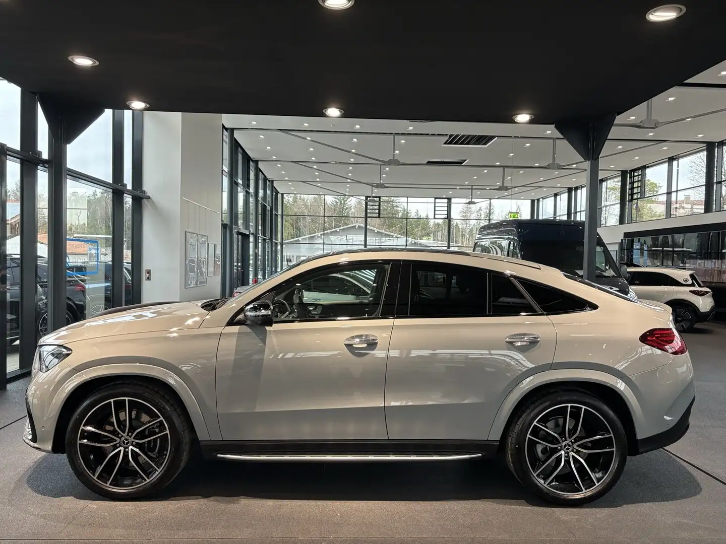 Mercedes-Benz GLE 450 GLE 450 d 4MATIC Coupé*AMG-LINE*AHK*22 Zoll*Head siva - 2