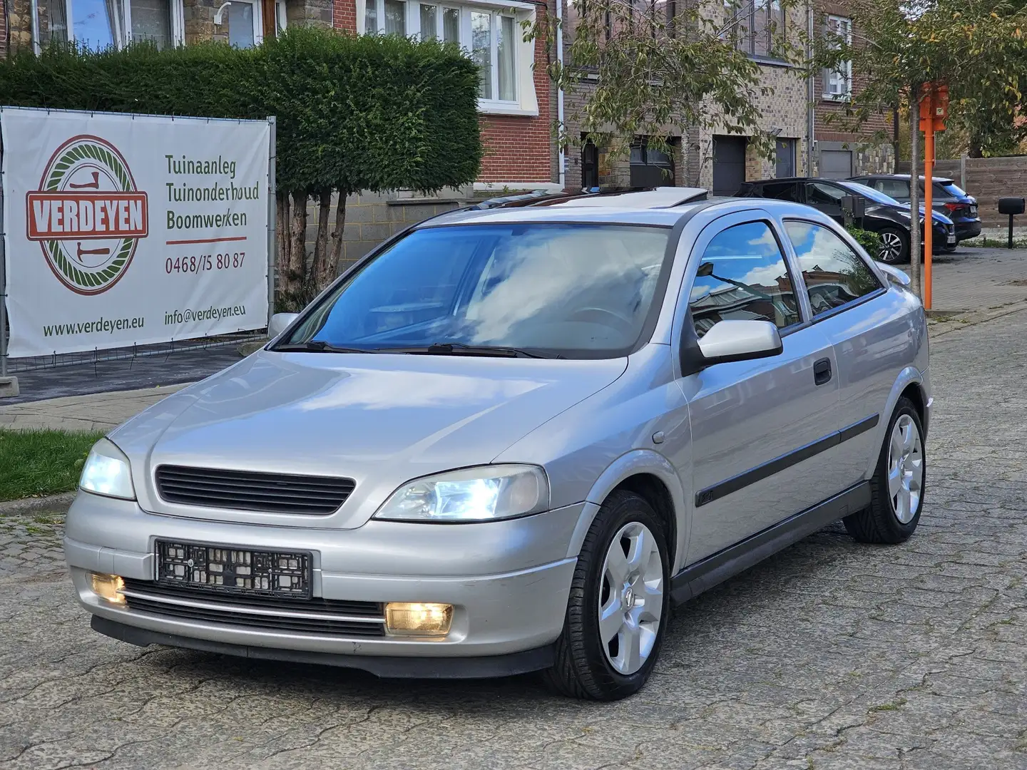 Opel Astra 2.0i 16v OPENDAK AUTOMAAT SHOWROOM!! Grijs - 2