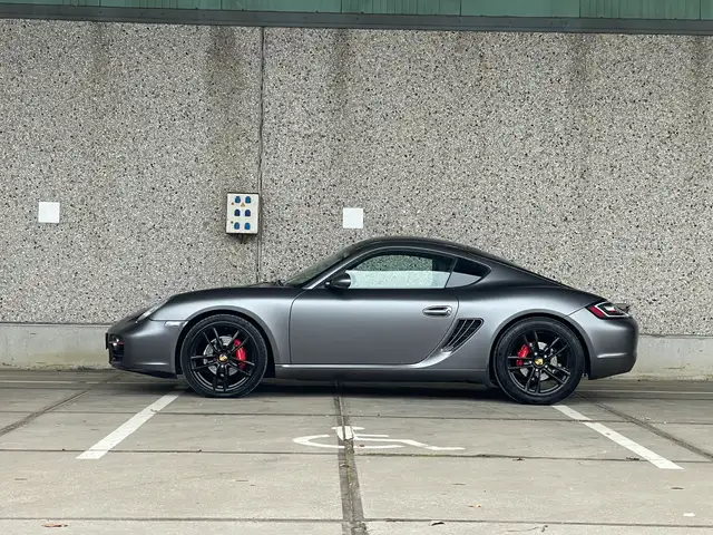 PORSCHE CAYMAN CAYMAN PACK SPORT 245 CH BVM - SELLERIE CUIR - VOLANT EN CUIR - PACK SPORT