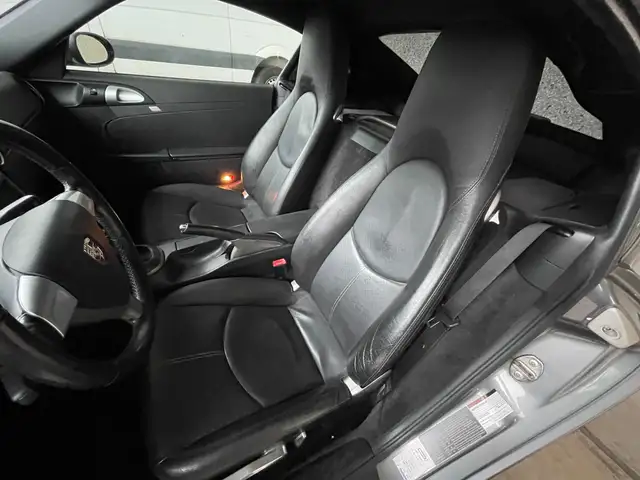 PORSCHE CAYMAN CAYMAN PACK SPORT 245 CH BVM - SELLERIE CUIR - VOLANT EN CUIR - PACK SPORT