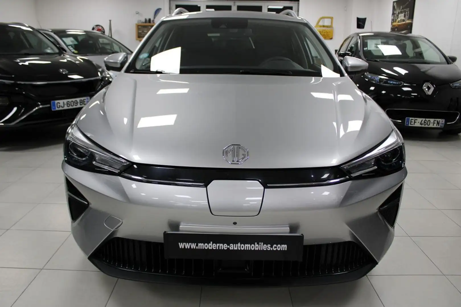 MG MG5 EV 156CH - 61KWH LUXURY Gri - 2