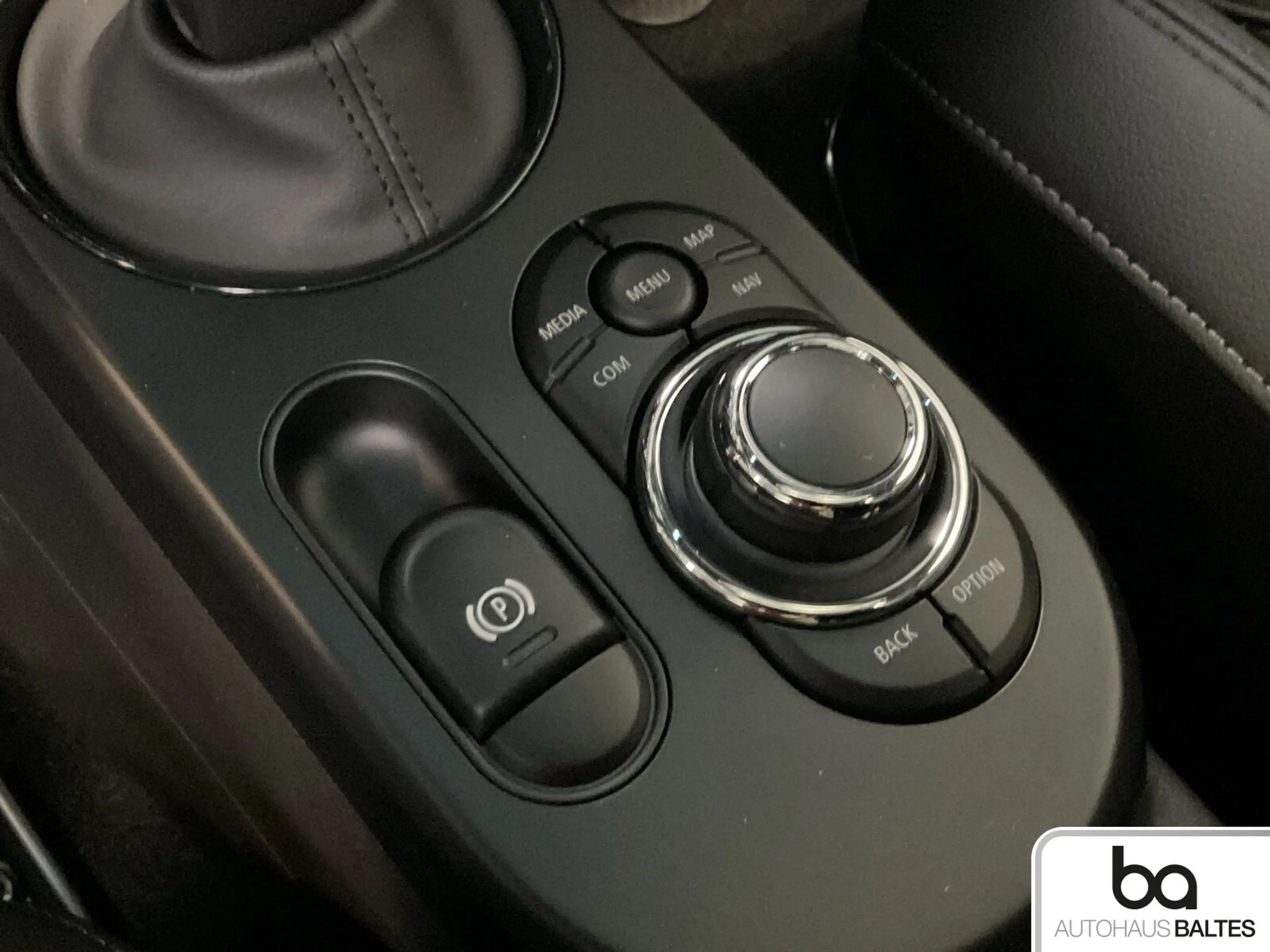 MINI John Cooper Works JCW 17"/Pano/Park/HuD/Navi/LED/Kam/Black — photo 12