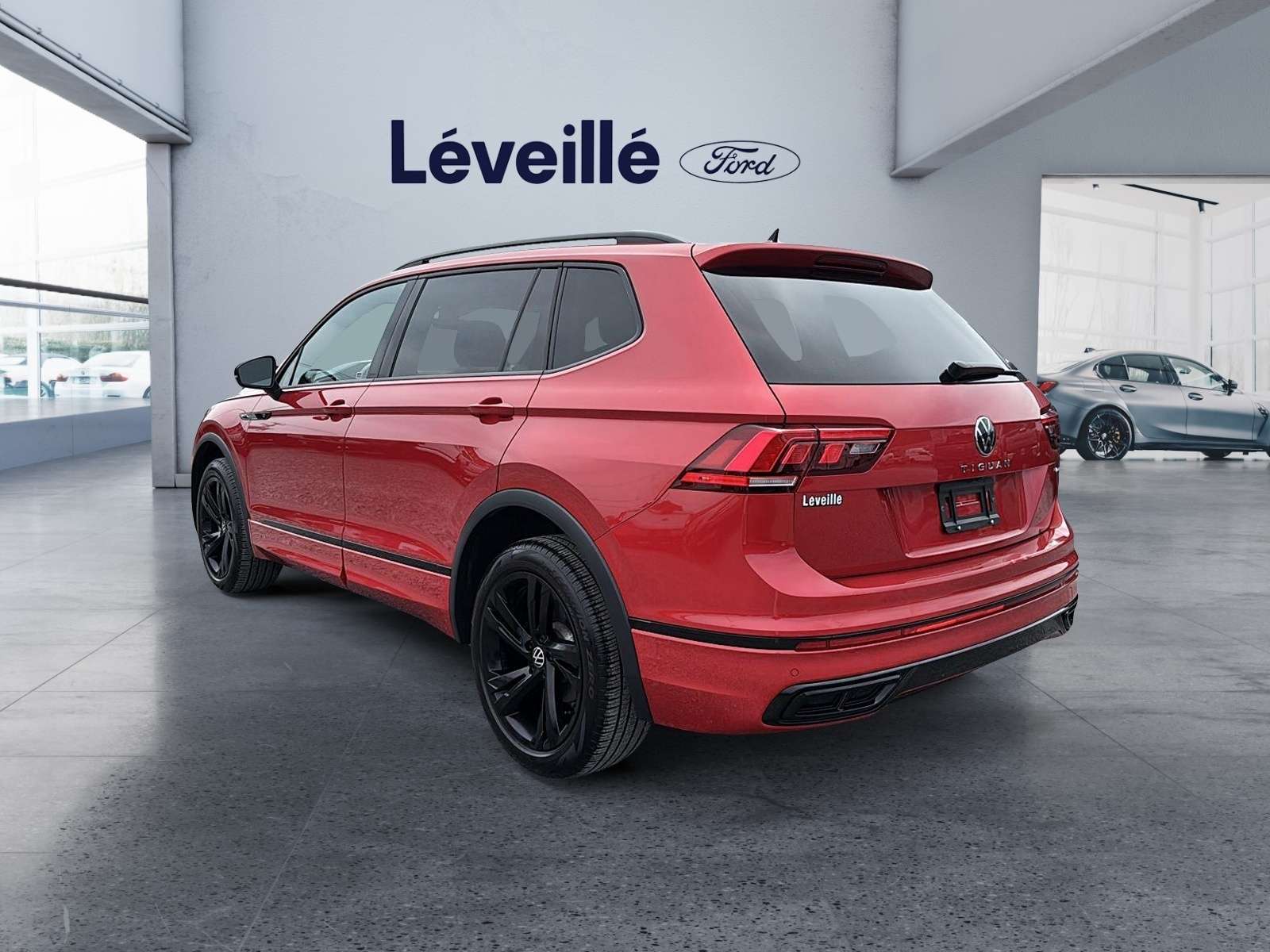 2024 Volkswagen Tiguan Comfortline R-Line Black Edition 4MOTION ** CUIR * — снимка 1