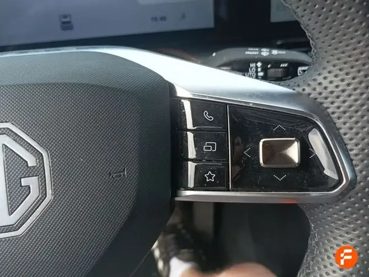 MG HS 2025, foto 13