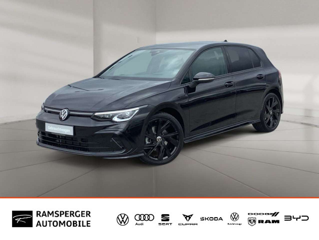 Volkswagen Golf — Volkswagen Golf VIII 1.5 eTSI DSG R-Line  AHK ACC Standh.LE