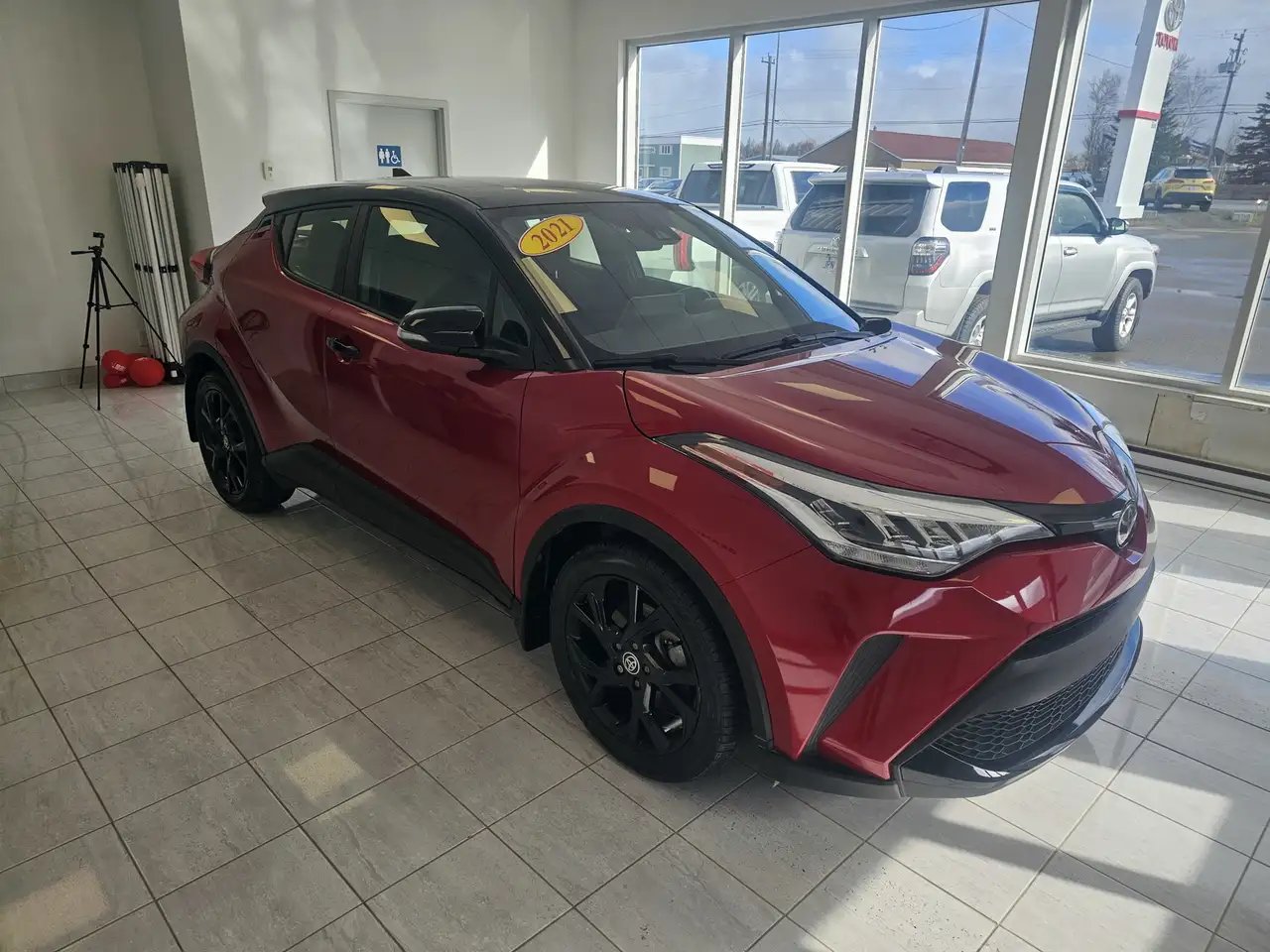 Toyota C-HR снимка Toyota C-HR