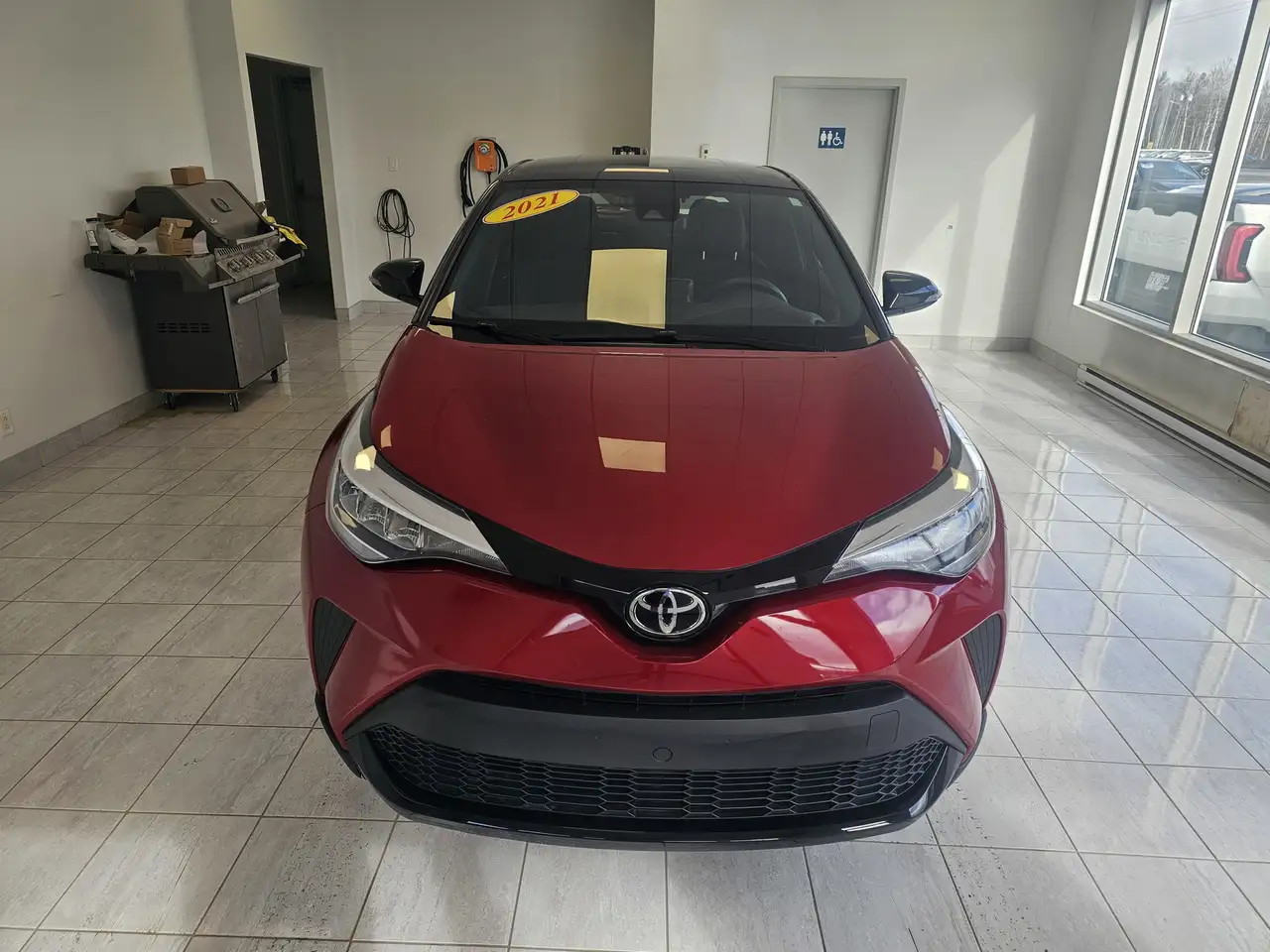 Toyota C-HR снимка Toyota C-HR