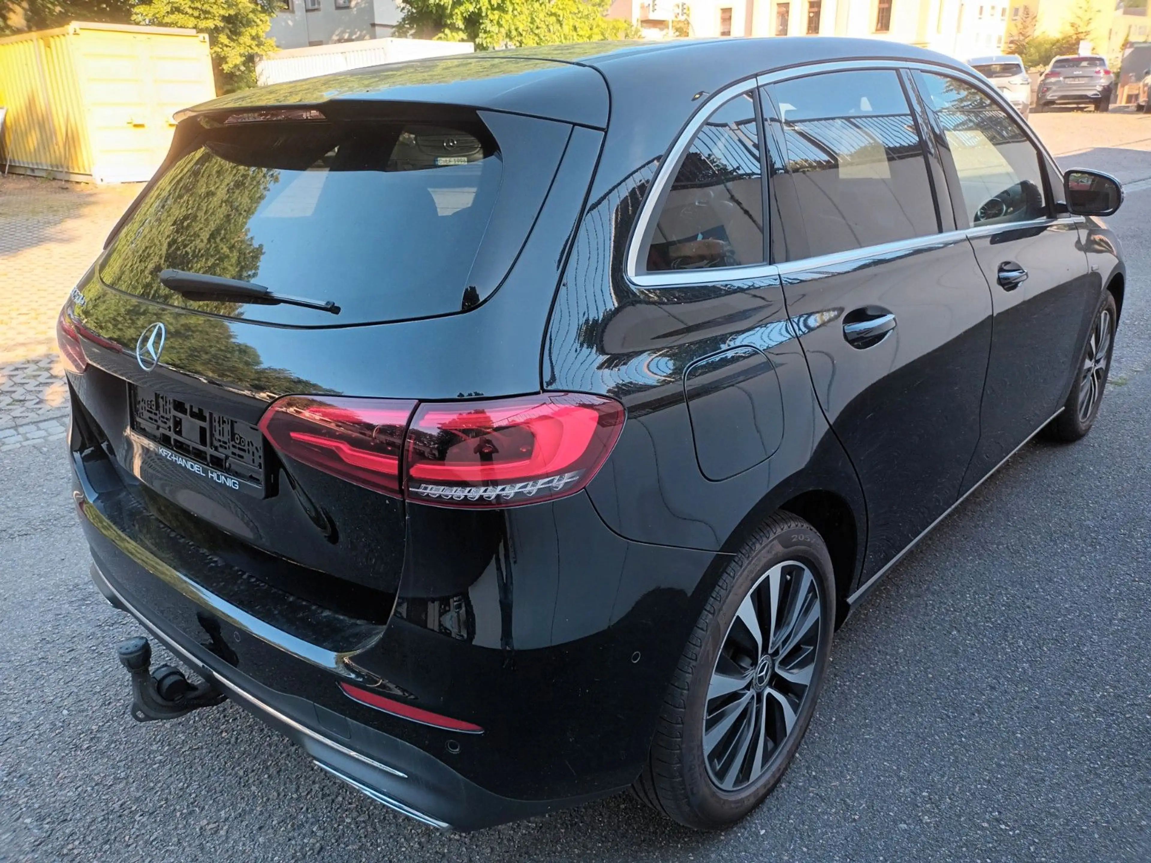 Mercedes-Benz B 250 E NAVI+LED+AHK+GARANTIE 11/2027+ZERTIFIKAT — photo 2