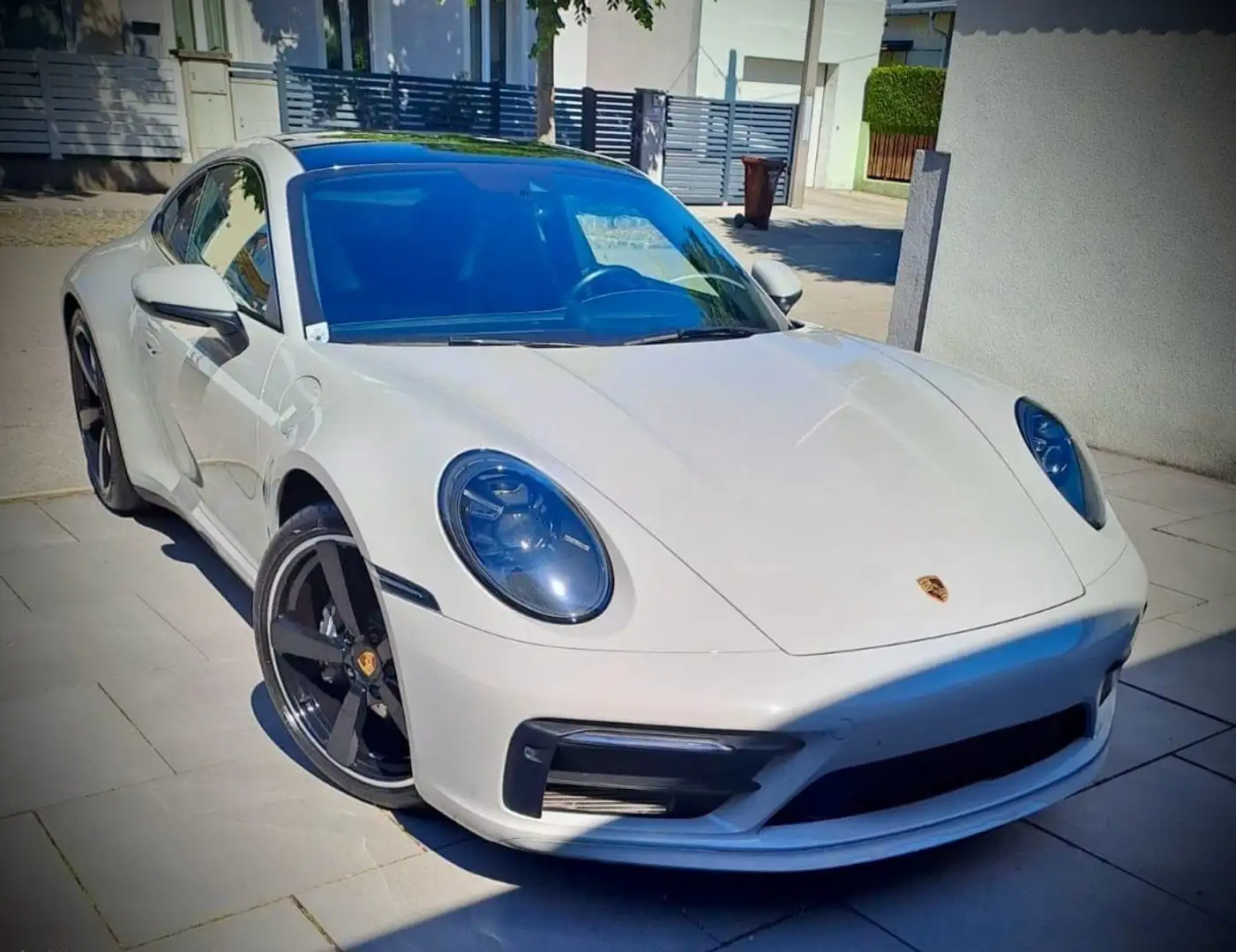 Porsche 992 911 Carrera 4 Coupe PDK - 1