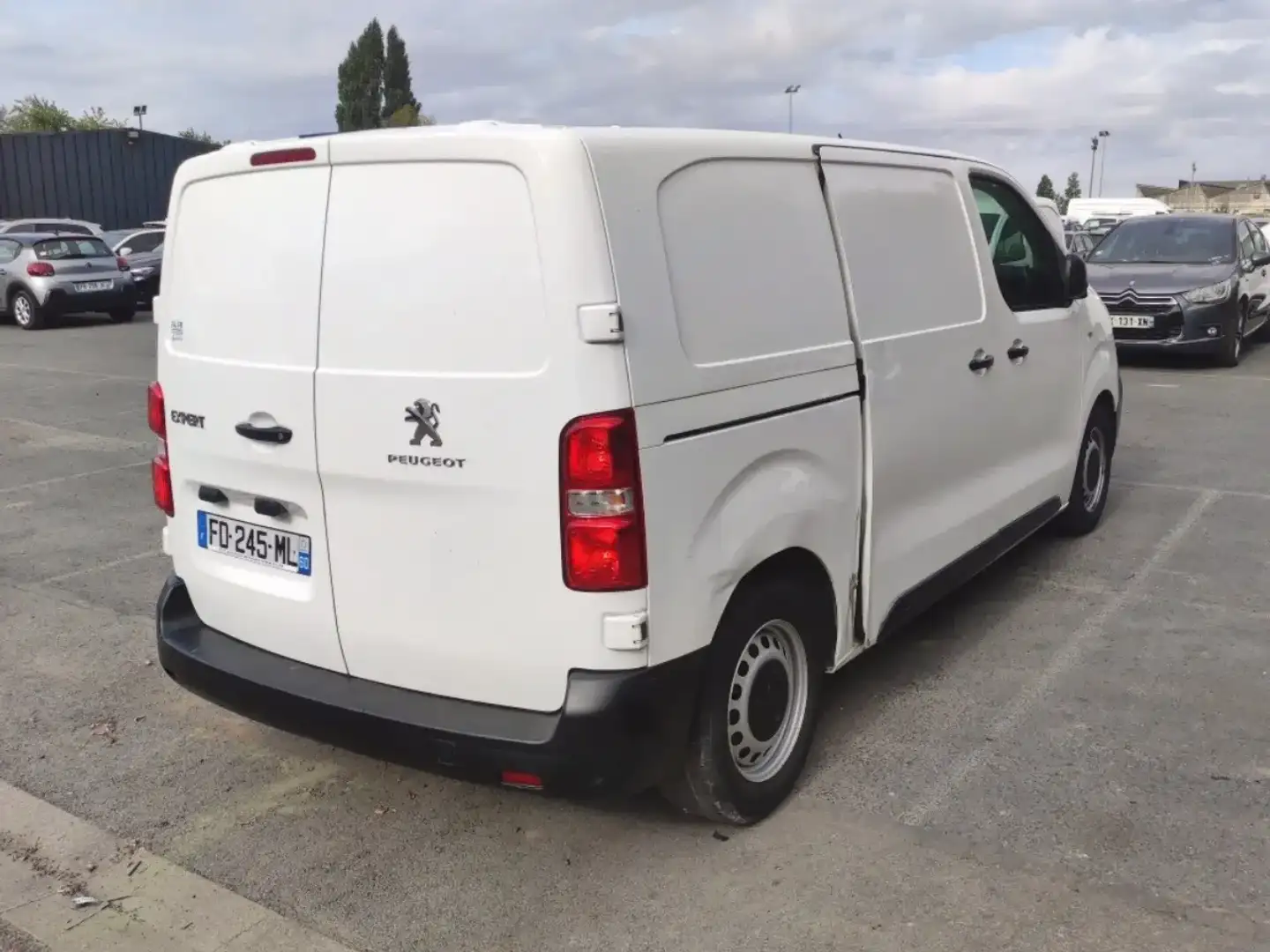 Peugeot Partner STANDARD BLUEHDI 115 S&S BVM6 PREMIUM Blanc - 2