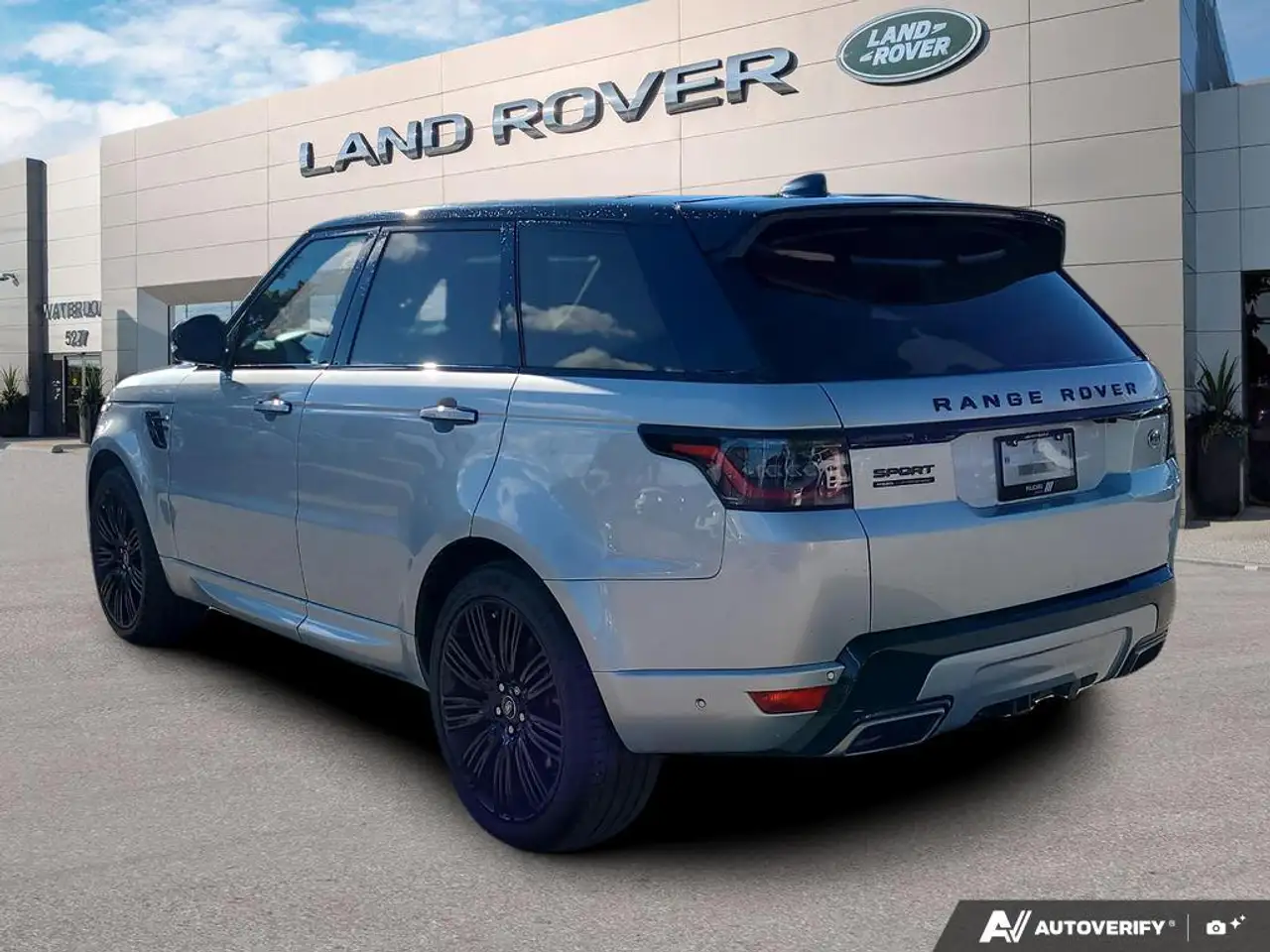 Land Rover Range Rover Sport снимка Land Rover Range Rover Sport