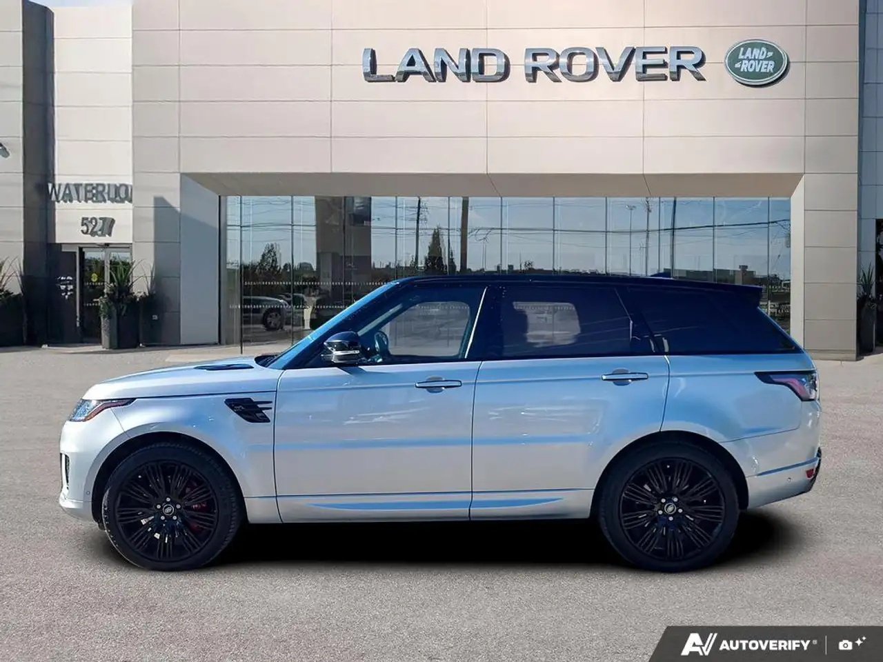 Land Rover Range Rover Sport снимка Land Rover Range Rover Sport