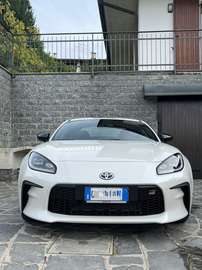 2.4 Premium Sport