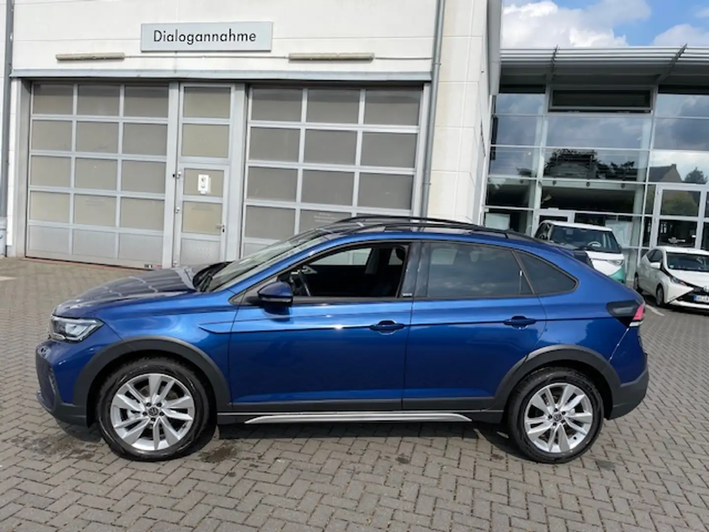 Volkswagen Taigo 1.5TSi DSG Move AHK AppConnect 17Zoll Sitzheiz.... Blau - 2