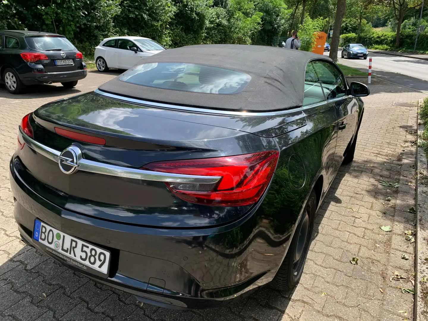 Opel Cascada Cascada 1.4 Turbo Innovation Schwarz - 2