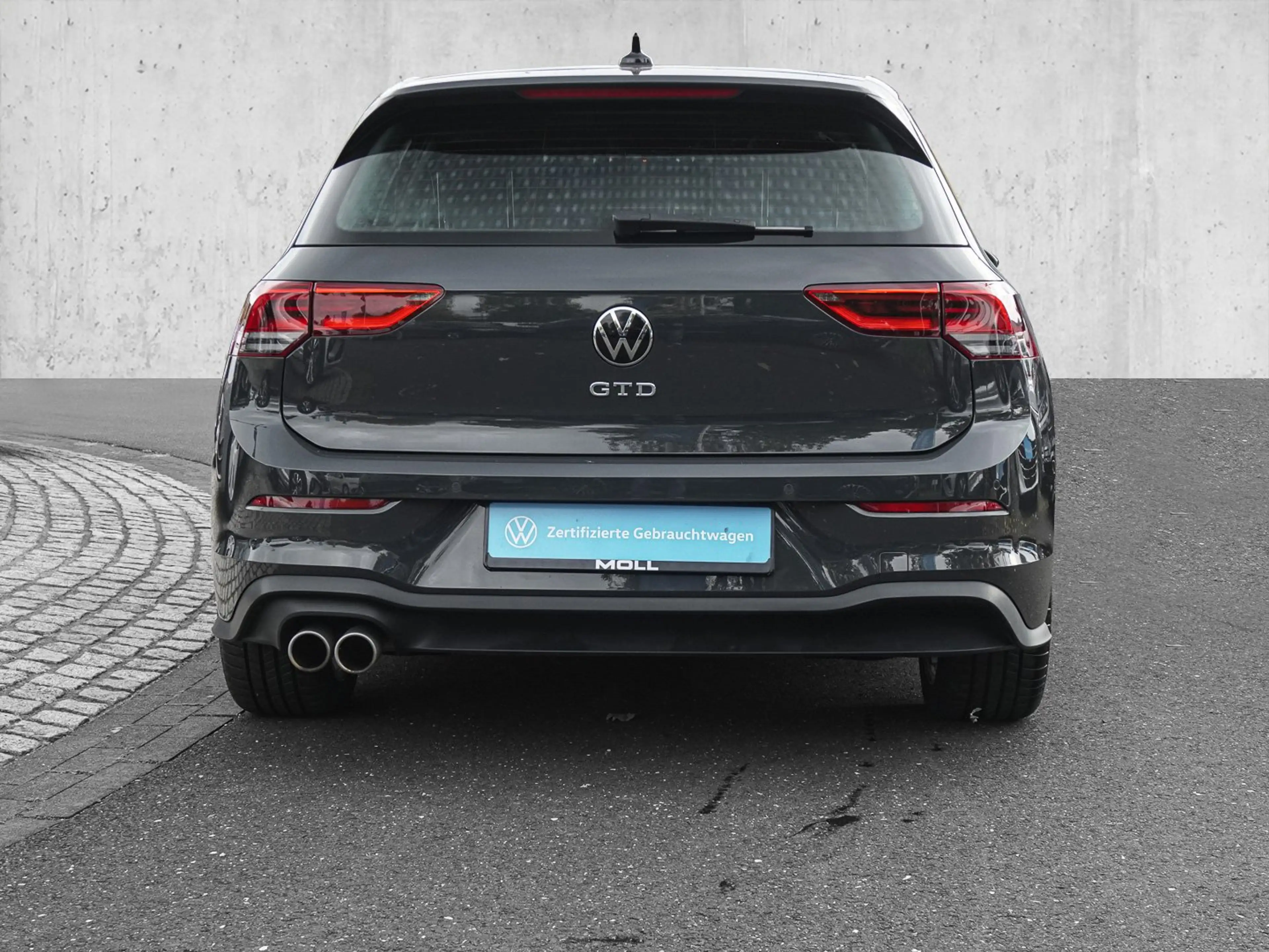 Volkswagen Golf GTD 2.0 TDI DSG — photo 6