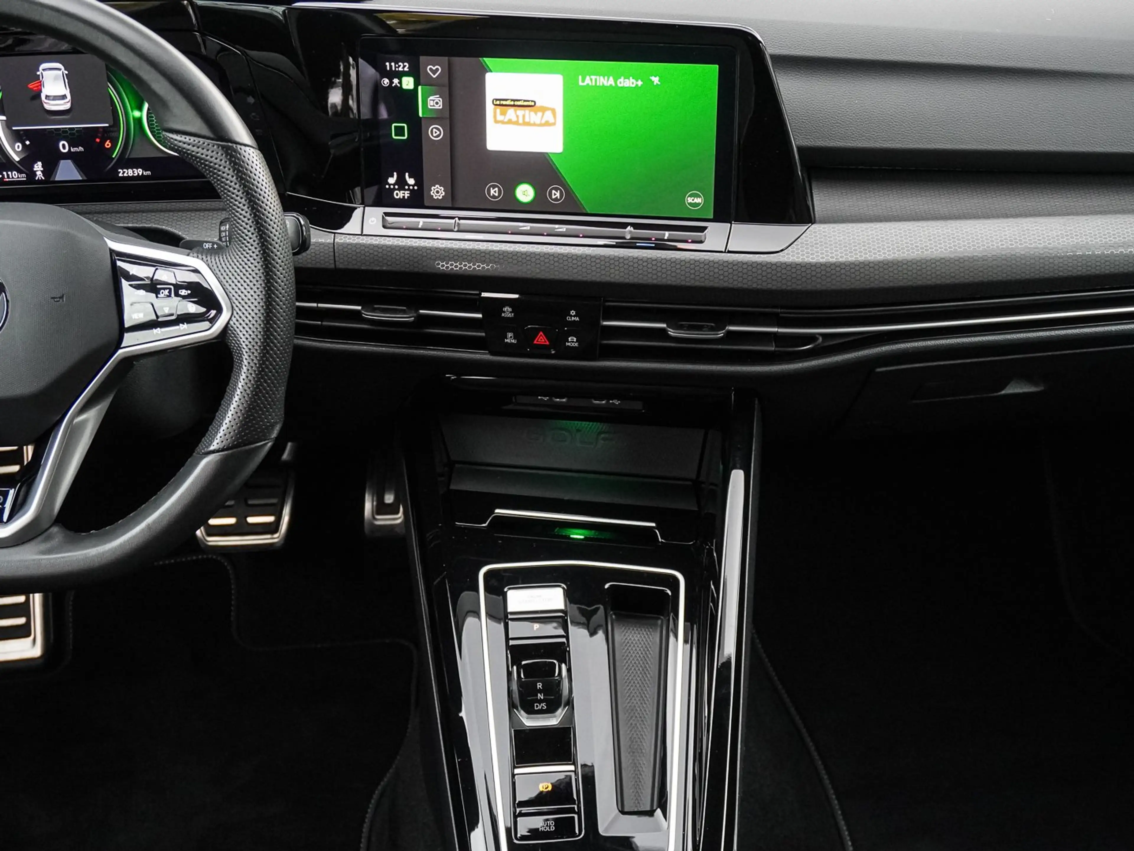 Volkswagen Golf GTD 2.0 TDI DSG — photo 14