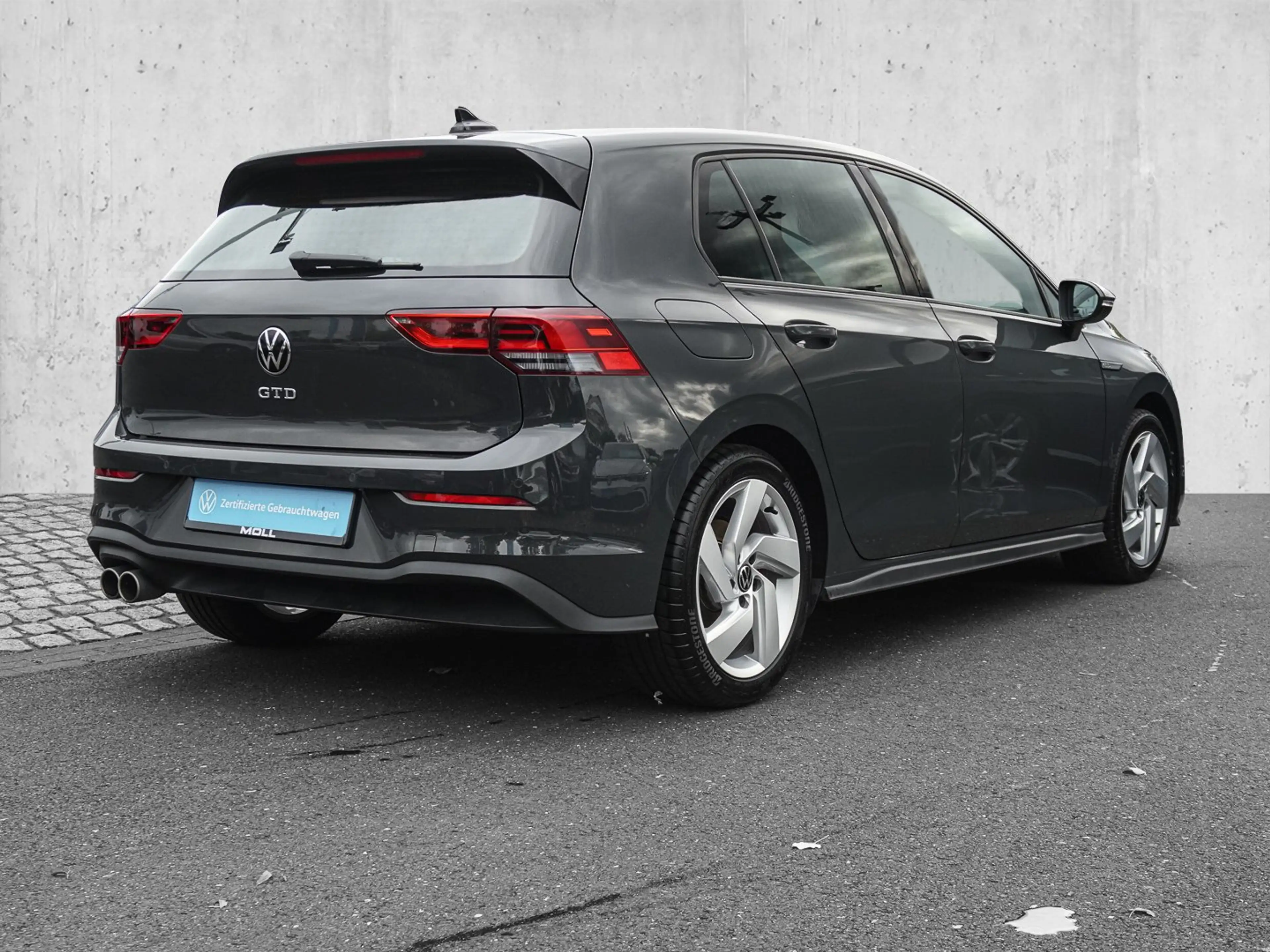 Volkswagen Golf GTD 2.0 TDI DSG — photo 4
