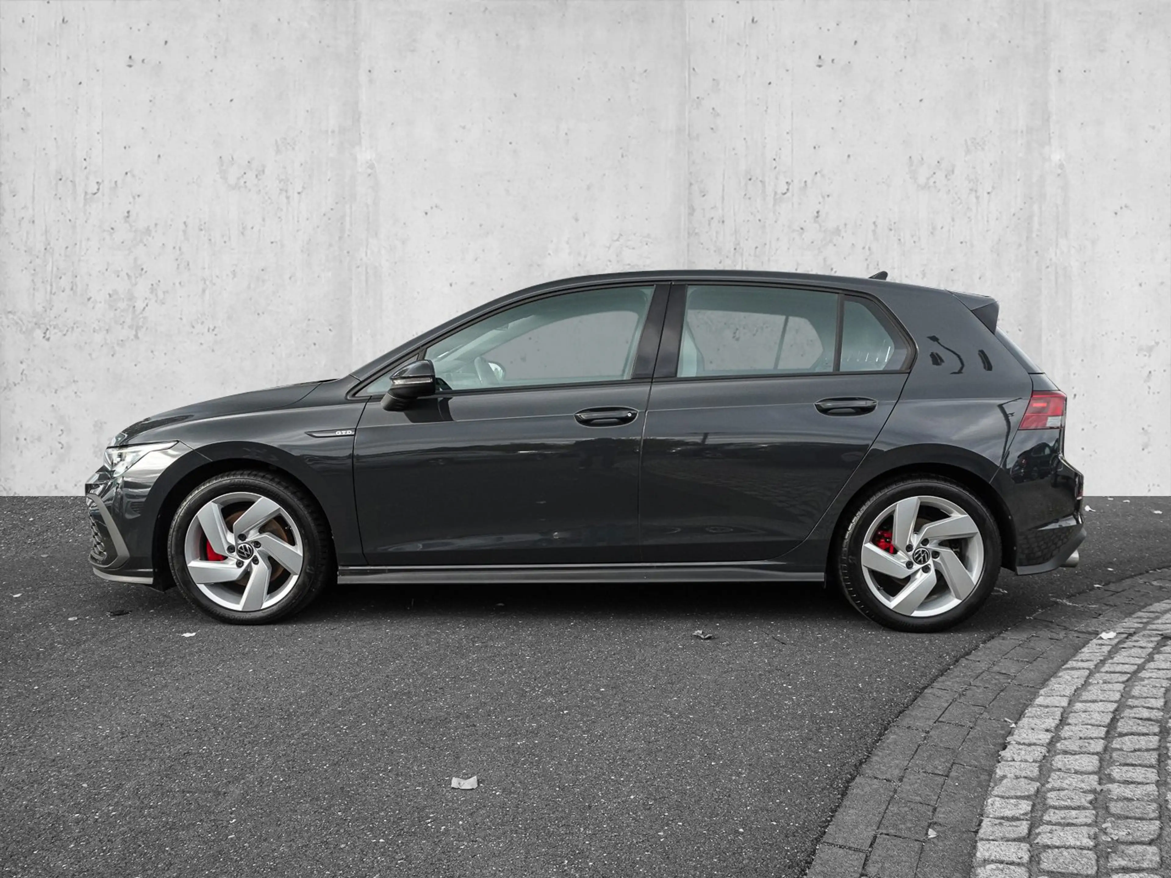Volkswagen Golf GTD 2.0 TDI DSG — photo 5