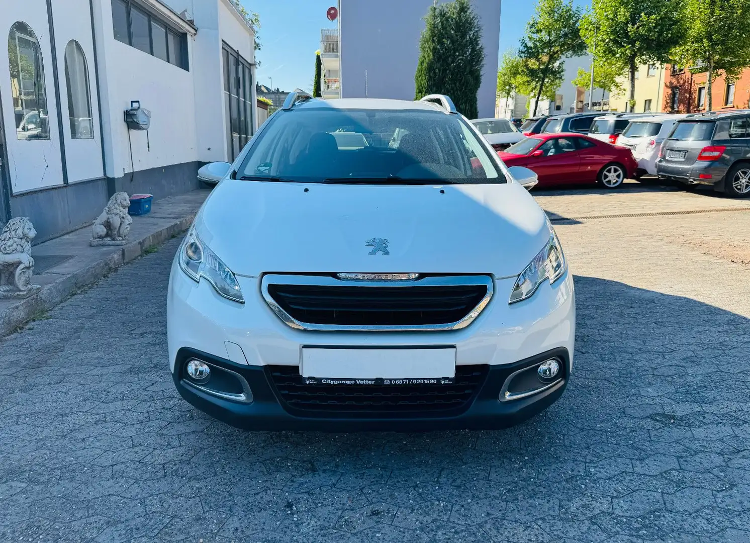 Peugeot 2008 1.2 VTi Active 1.Hand Klimaanlage Tempomat Weiß - 2