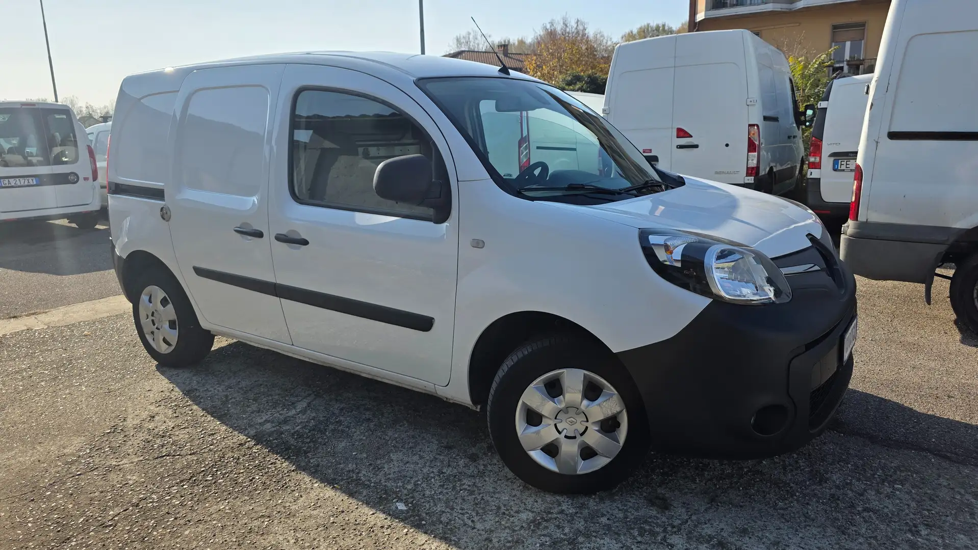 Renault Kangoo Z.E. ZE Elettrico Ice 4p. Furgone 44KW Blanc - 1